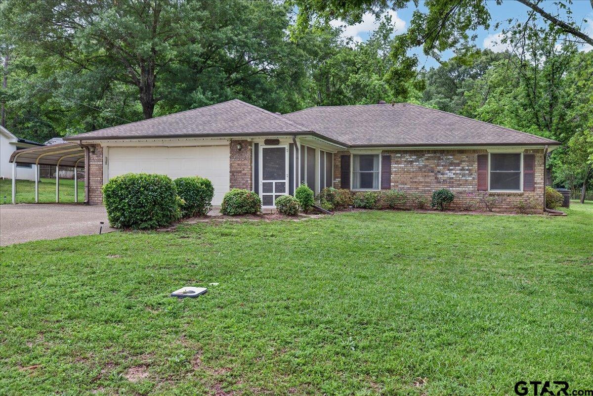 210 Treetop Lane — photo
