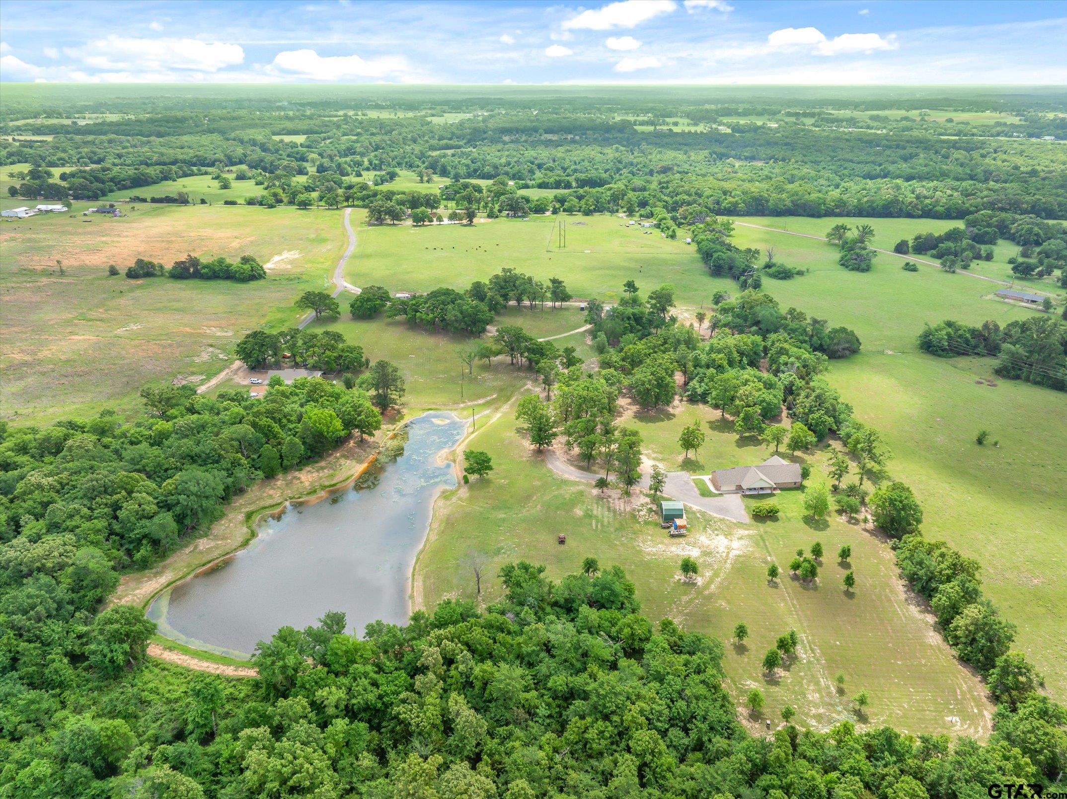 501 Private Road 5120 — photo