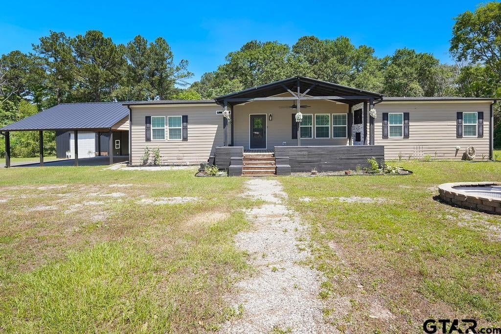 104 Barto — photo