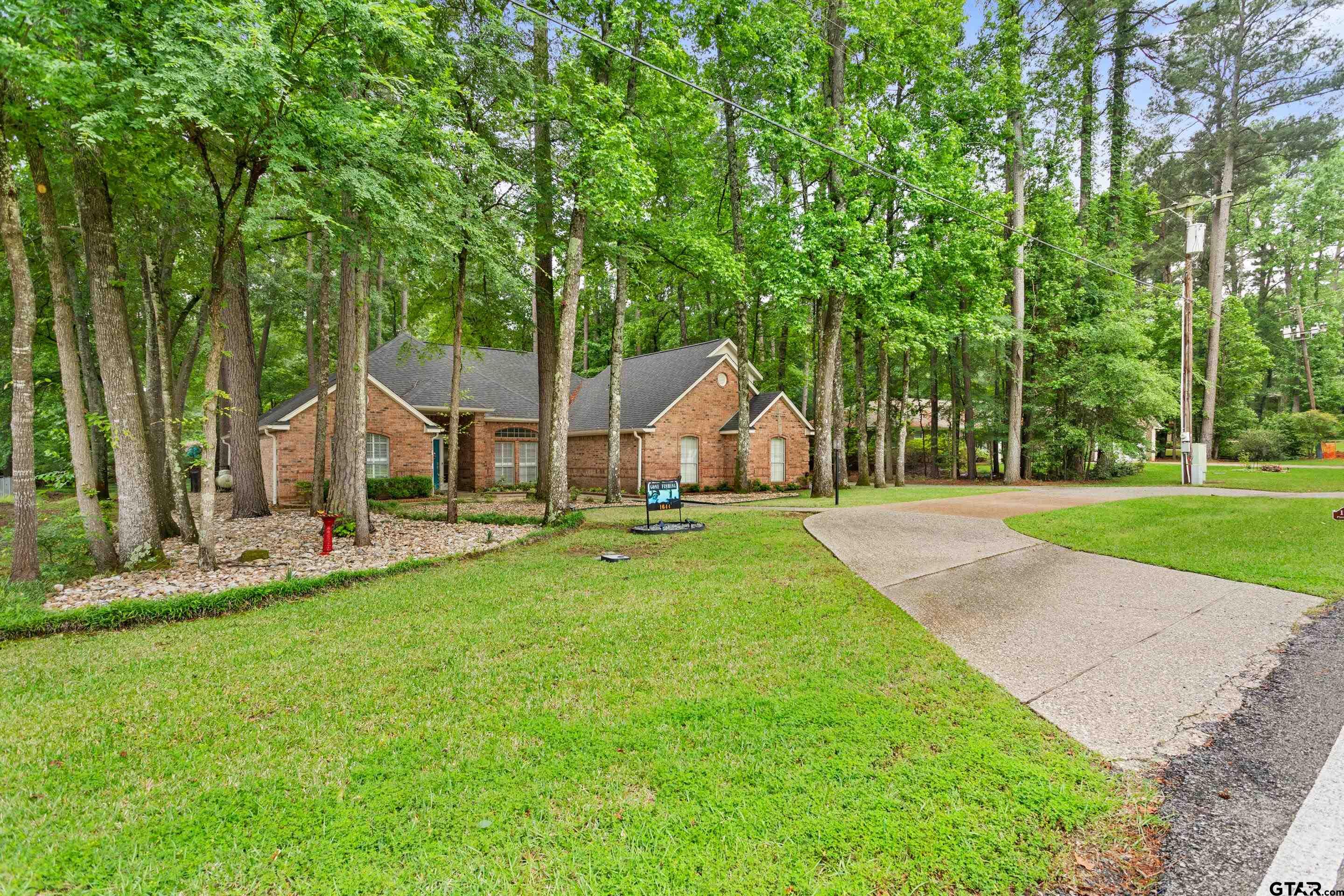 1644 Pineview Lane, Hideaway, TX 75771