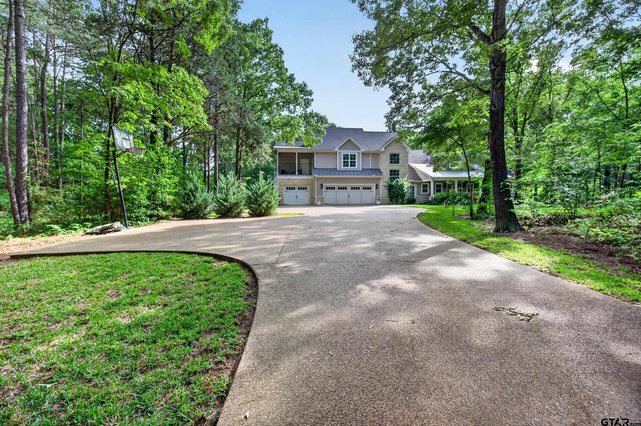 4747 Stonebridge Lane — photo