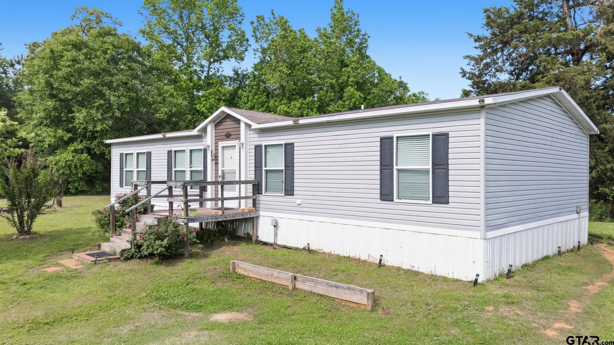 4539 FM 1248 — photo