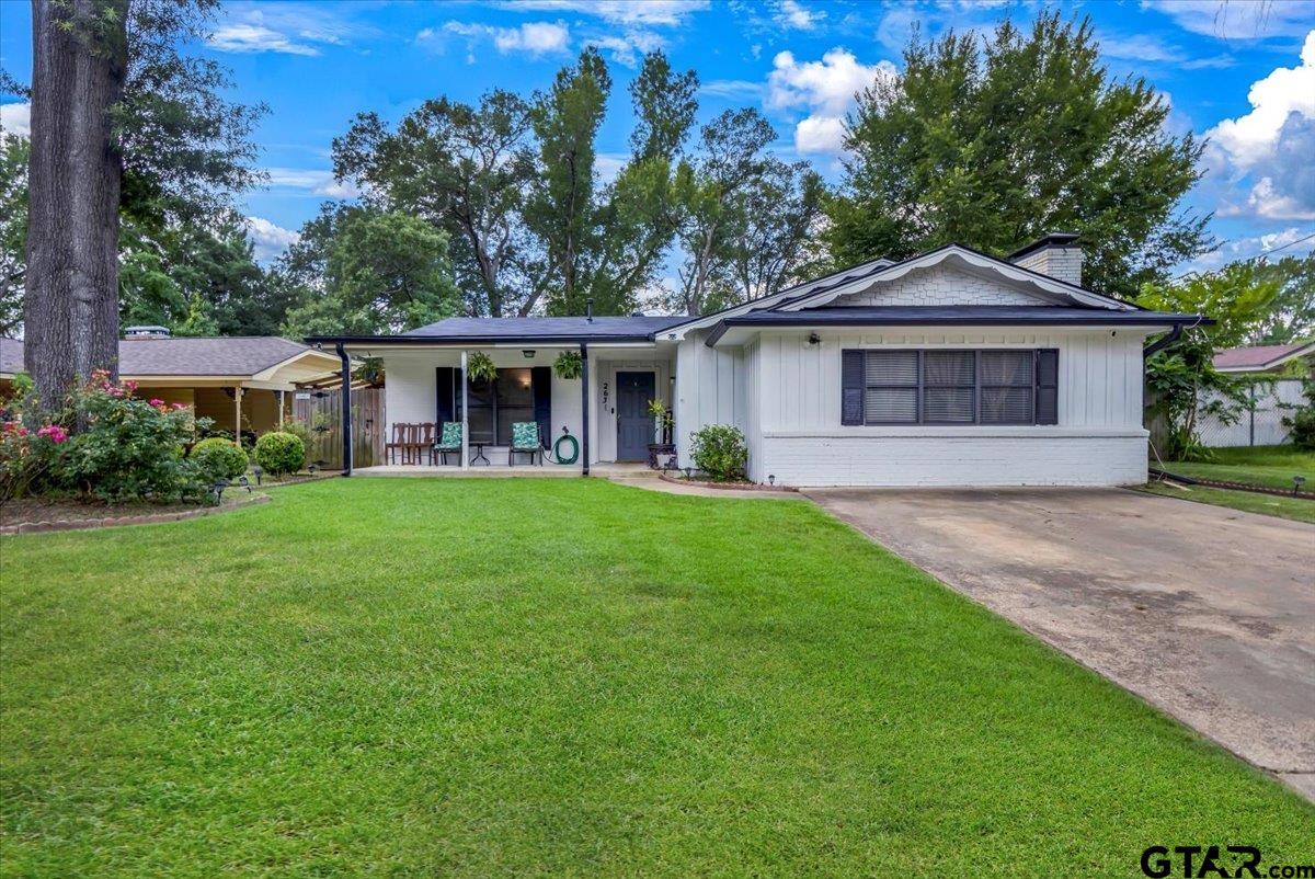 2631 Amy Ln — photo