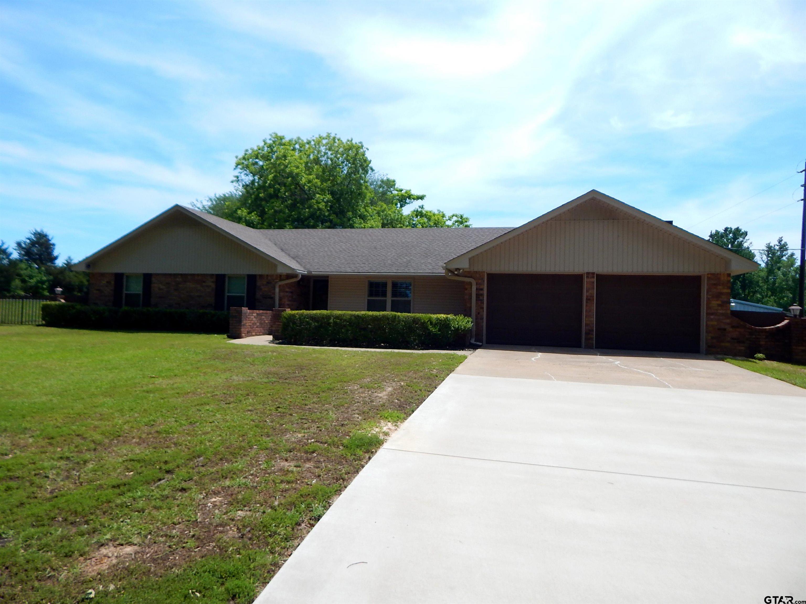 3035 Arrowwood Rd. — photo