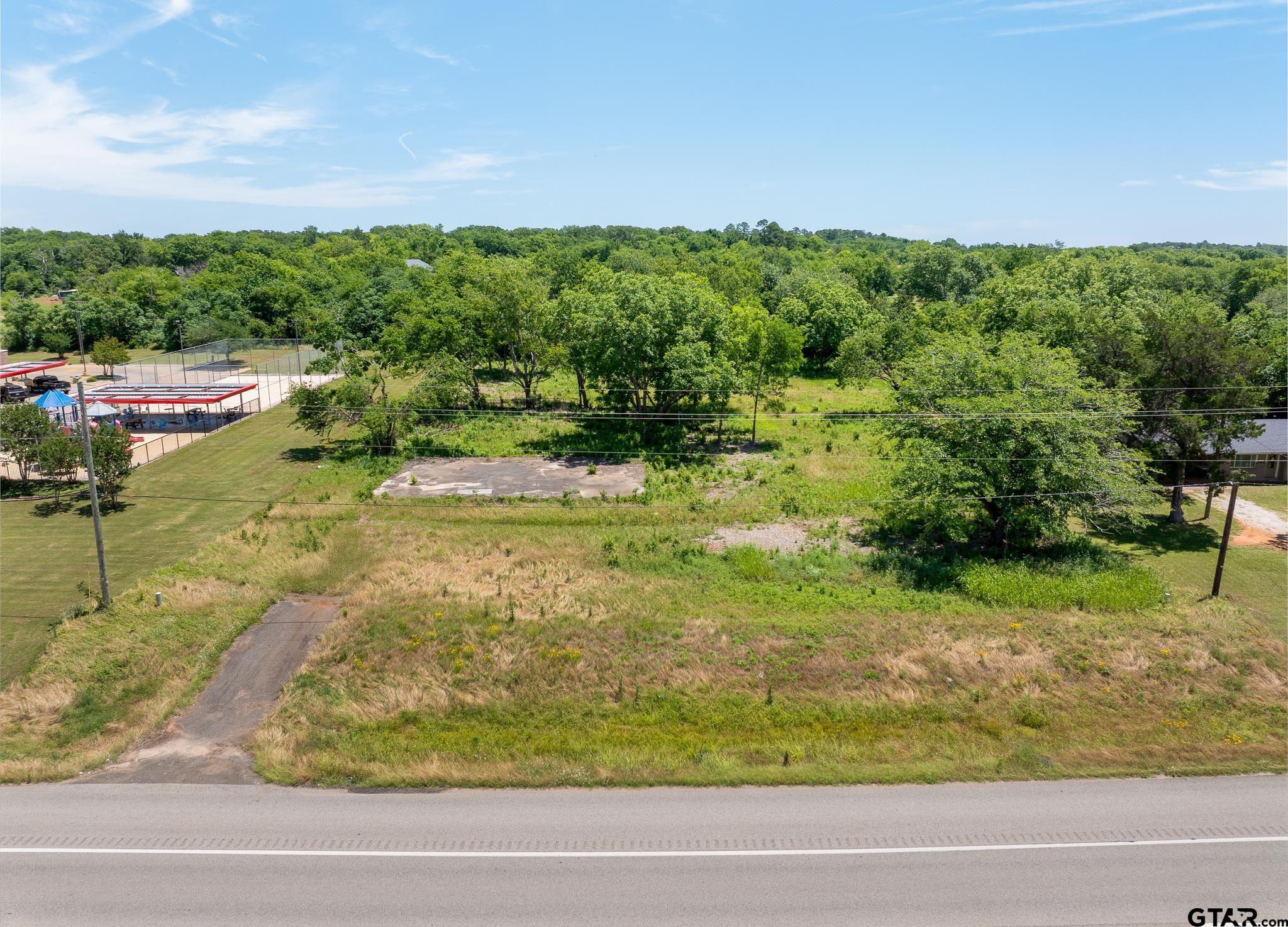 204 N Doctor M Roper Pkwy — photo