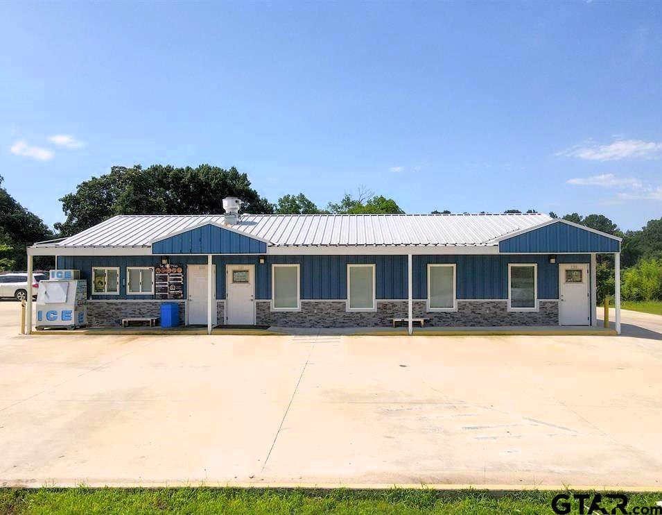 1721 N Edwards Ave. — photo