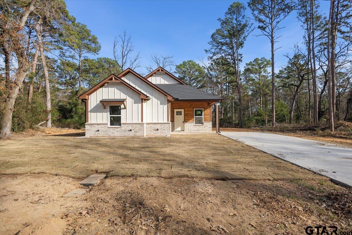663 Caroline Bend — photo