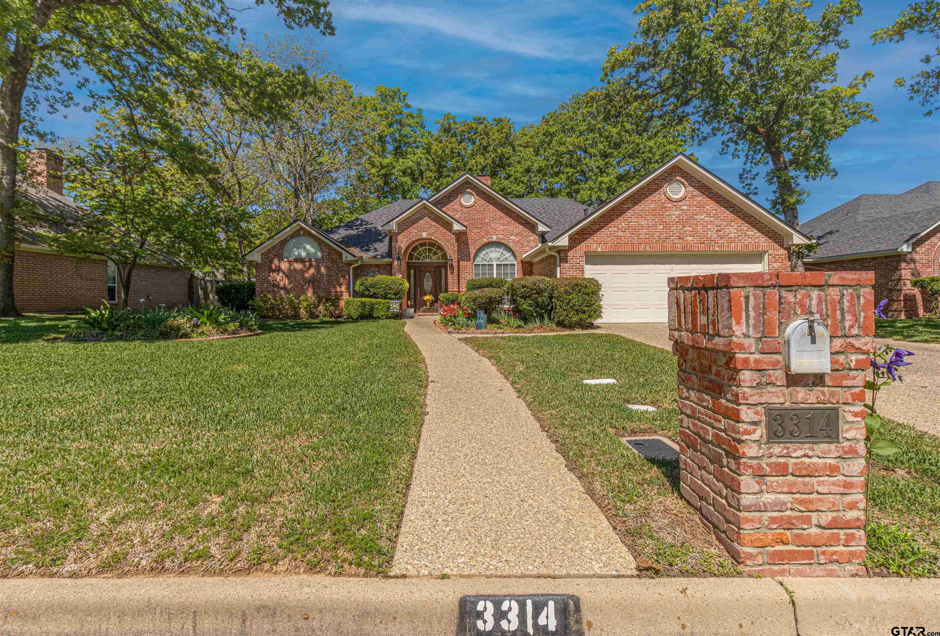 3314 Pebblebrook Dr — photo