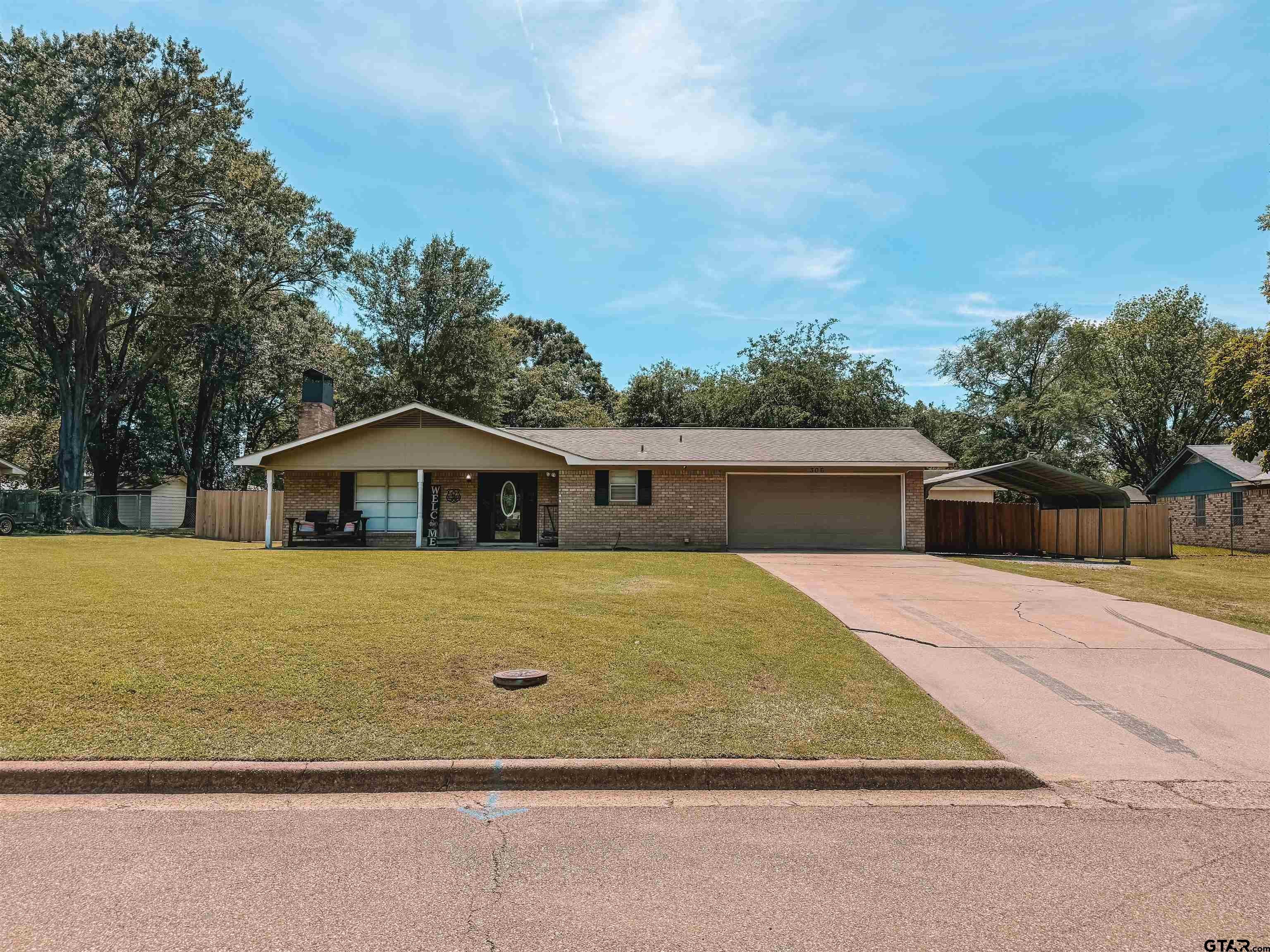 306 Kent Drive — photo