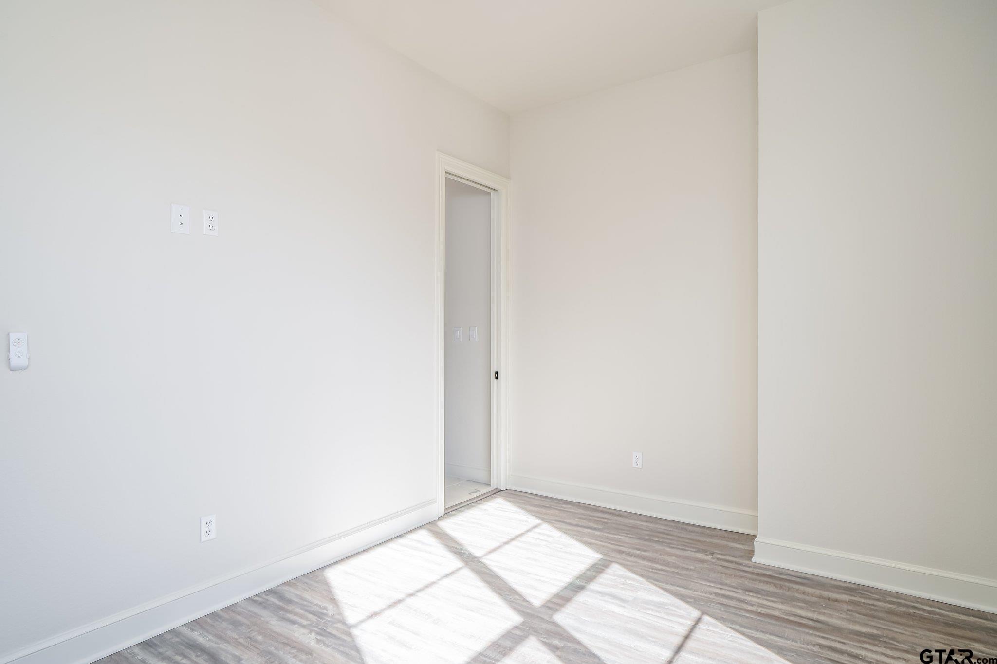 556 Erwin, Tyler, TX 75702 — photo 3