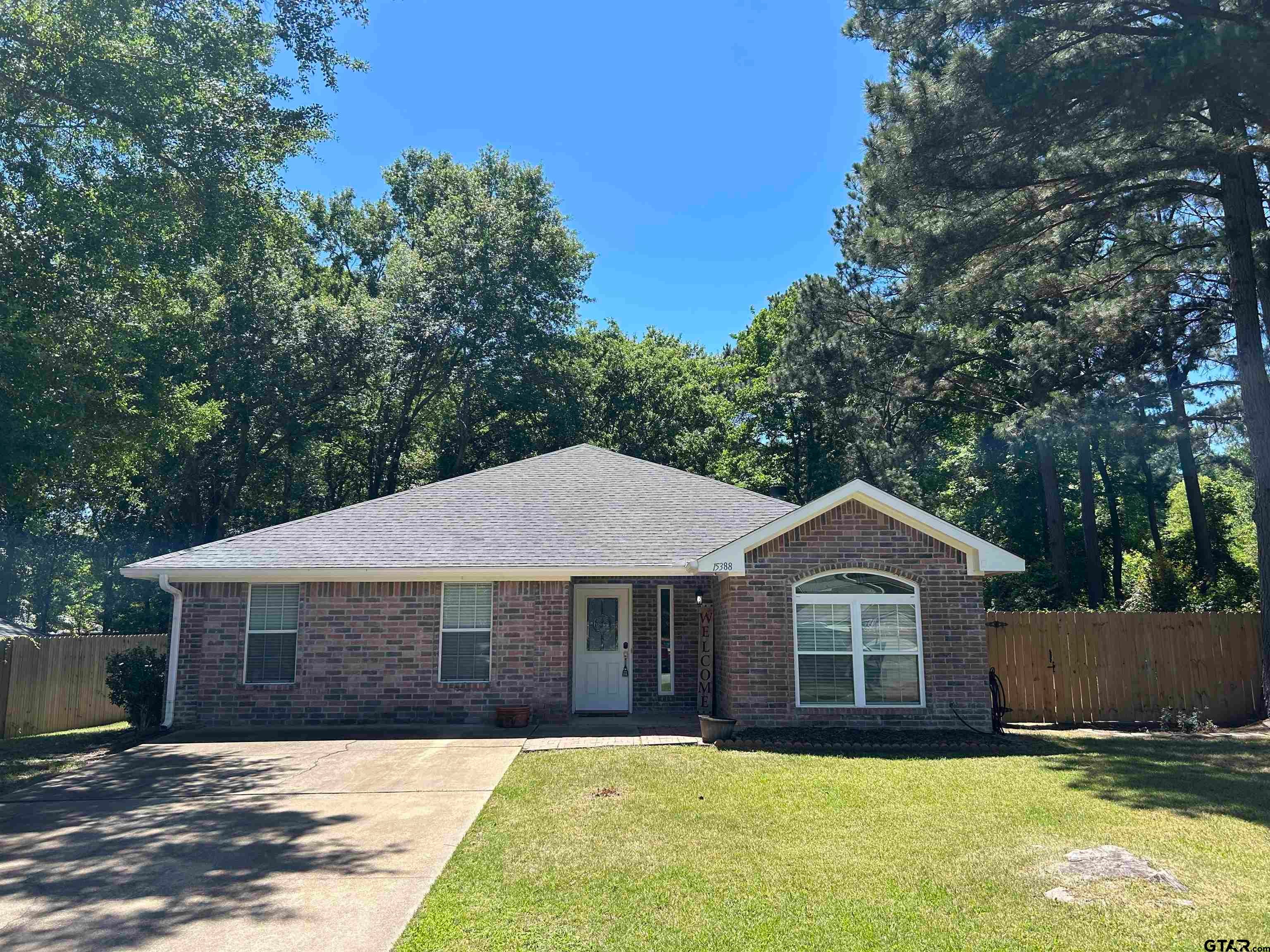 15388 Brittain Court — photo