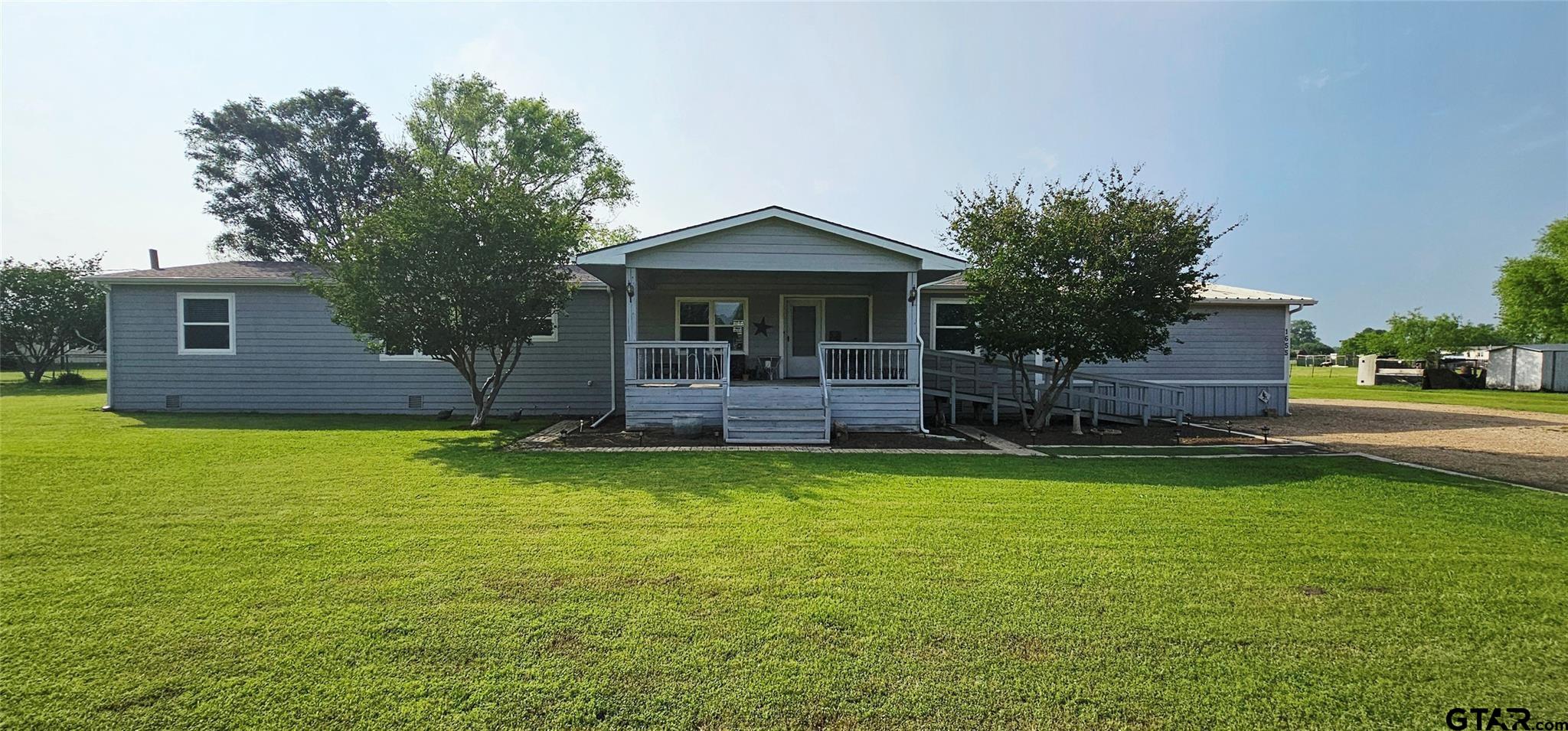 1655 Smith Circle — photo