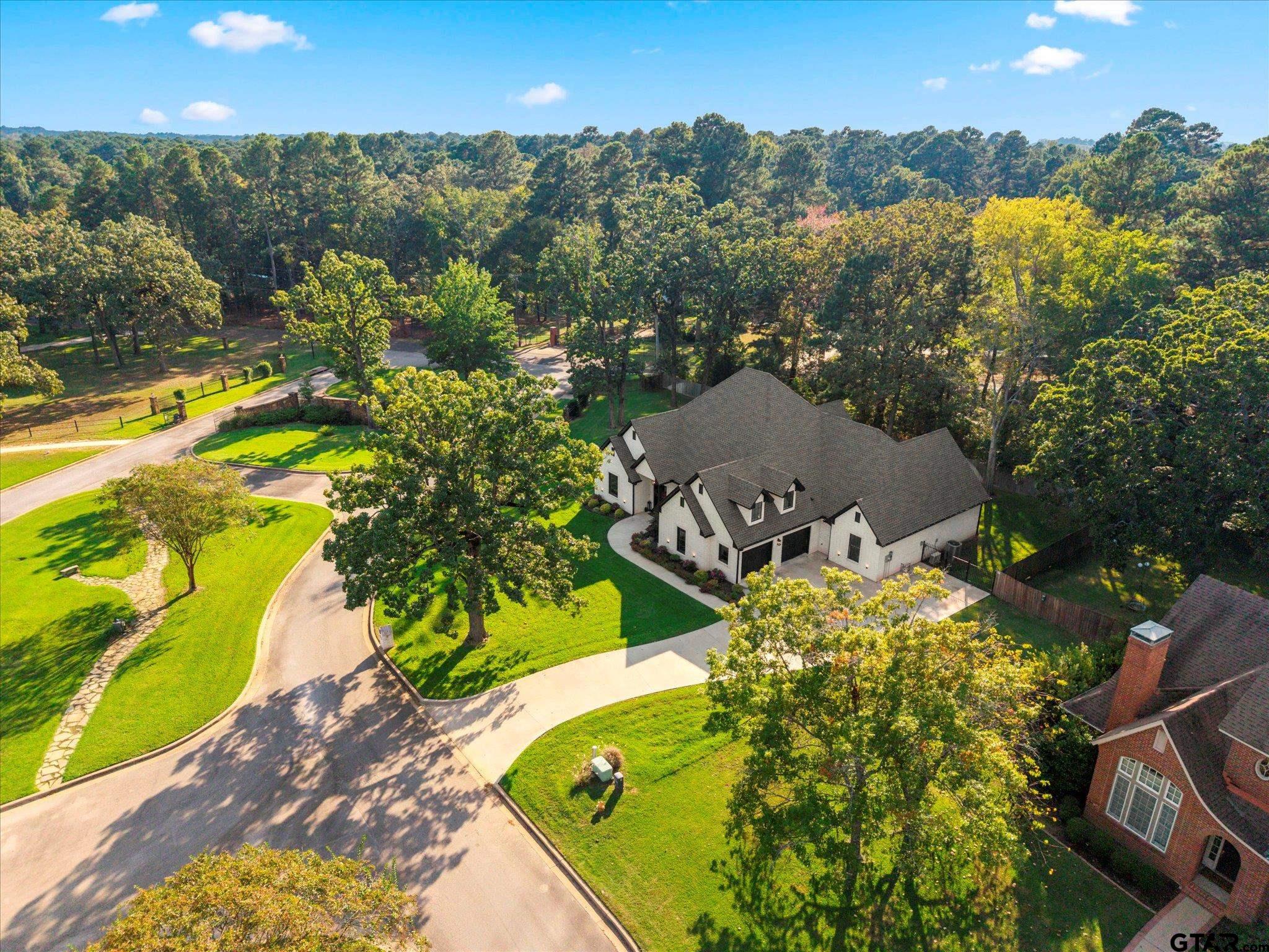 4301 Windrush Boulevard, Longview, TX 75604 — photo 3
