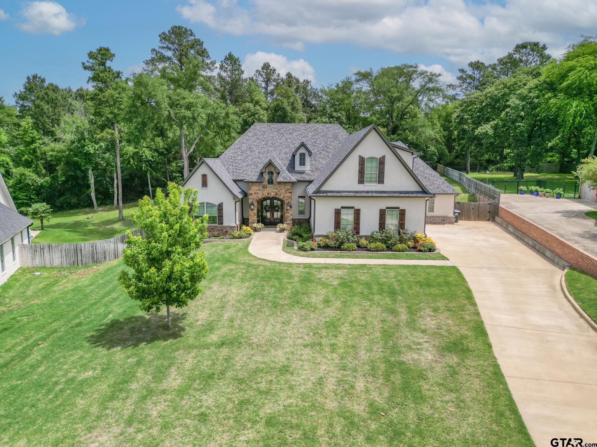 11056 Hidden Hollow Ln — photo