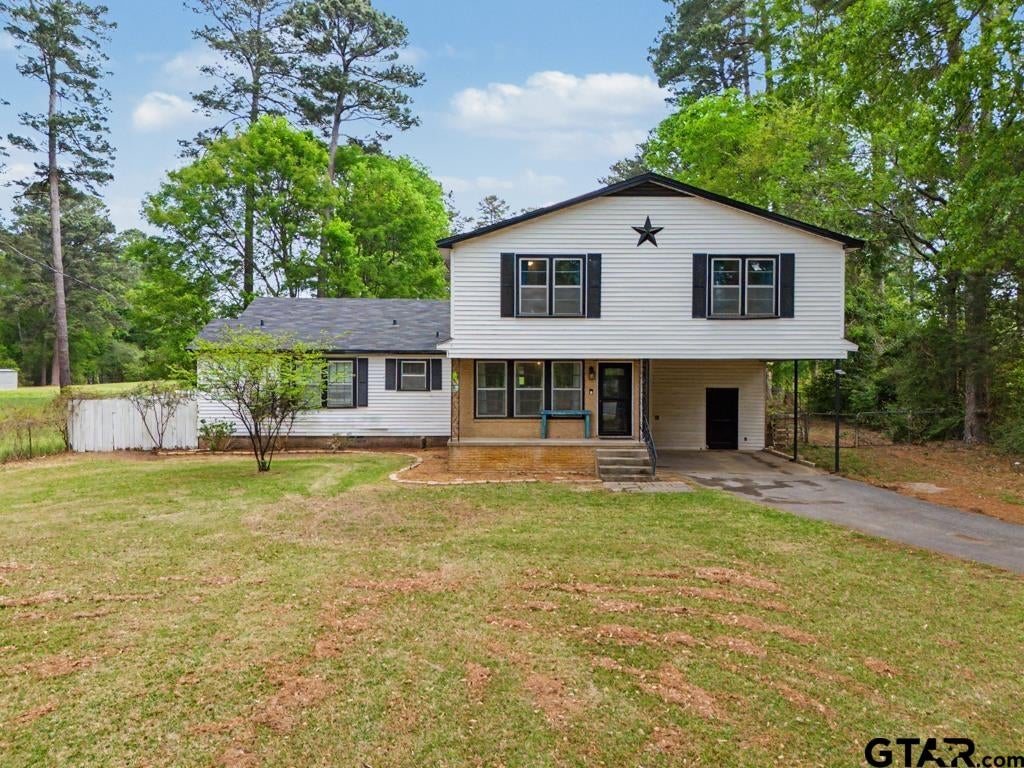 5503 Victory Drive — photo