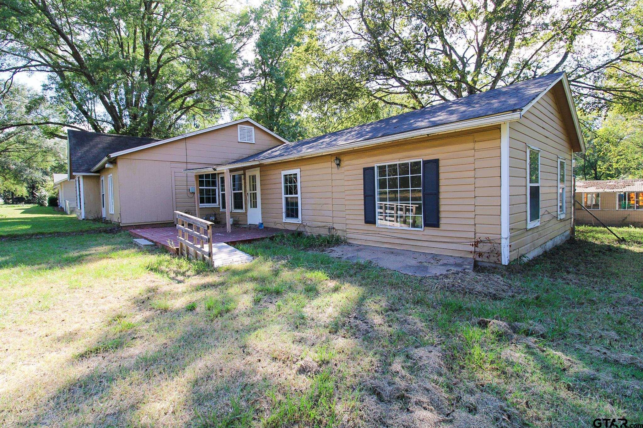 407 Pace Street, Naples, TX 75568 — photo 3