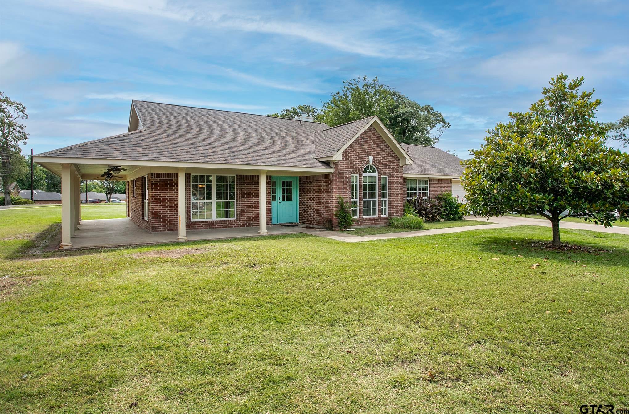 21750 Lakewood Ln — photo