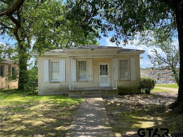 306 S Fenton Ave — photo