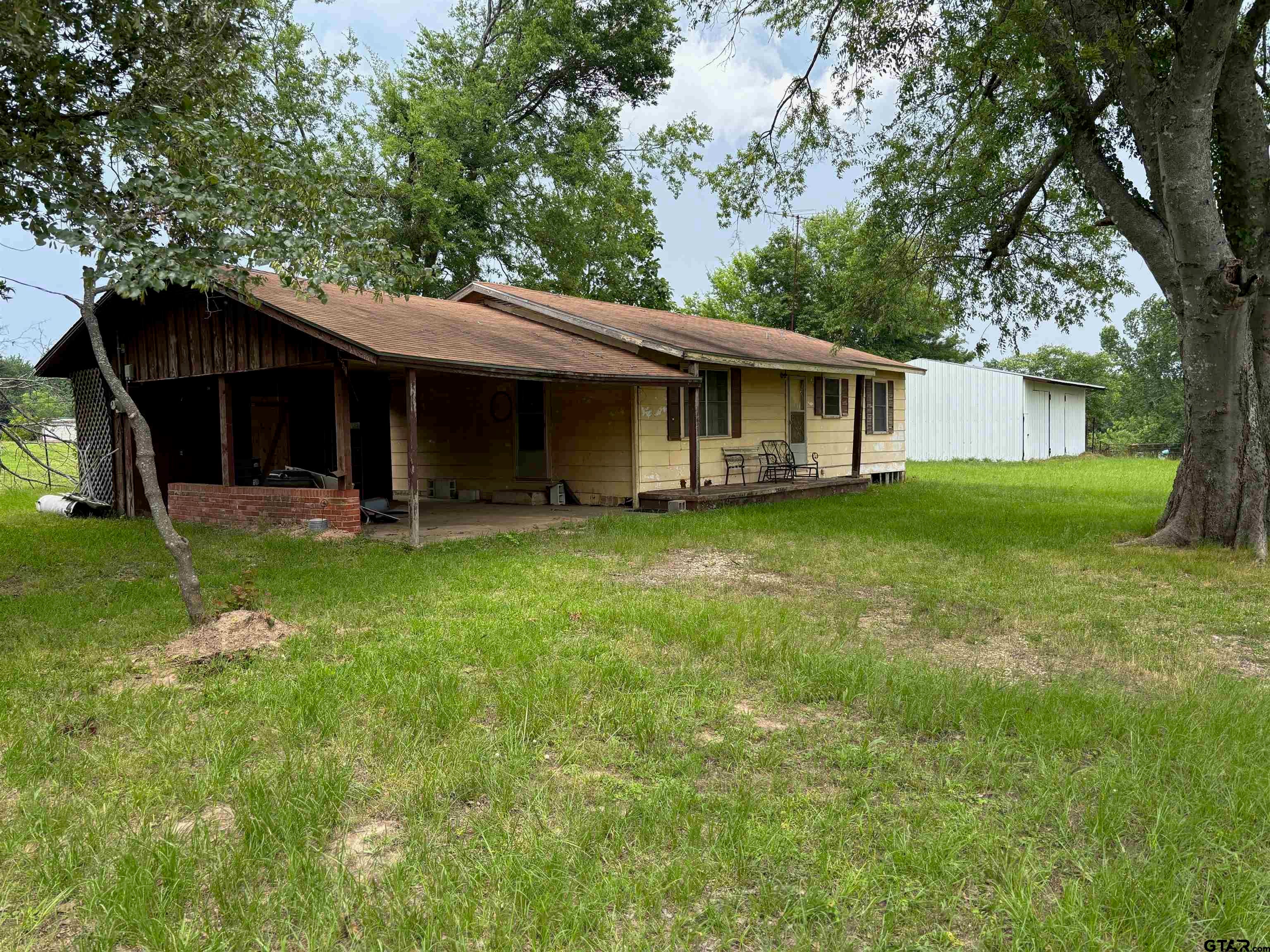3981 FM 1402 — photo