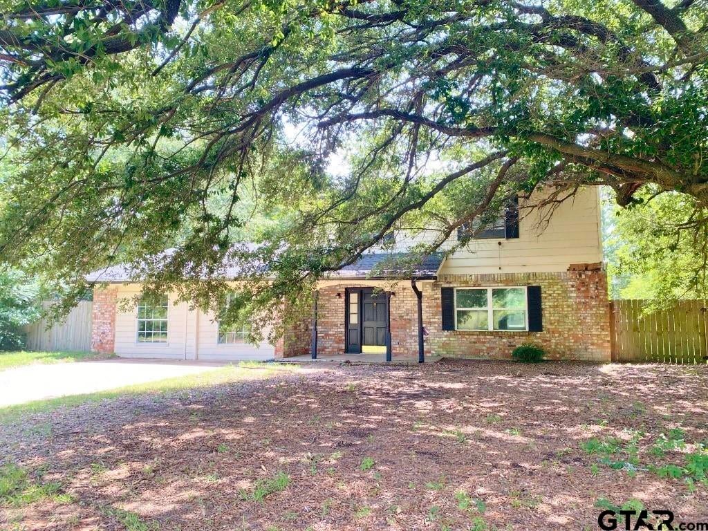 733 Country Road 1203 — photo
