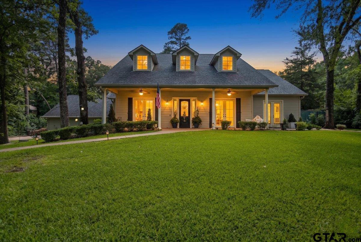 1436 Lakeshore Dr. — photo
