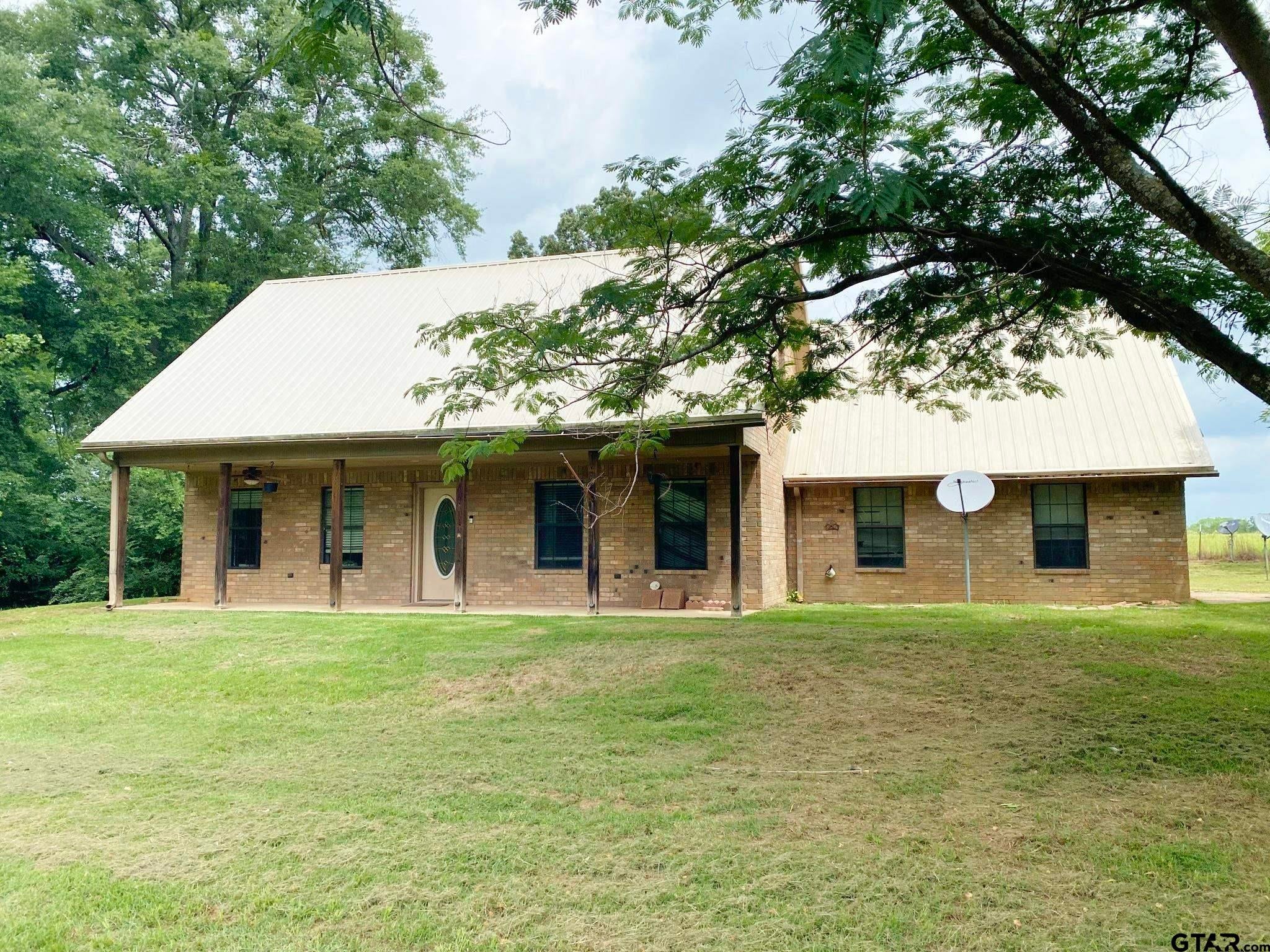 409 CR 3060 — photo