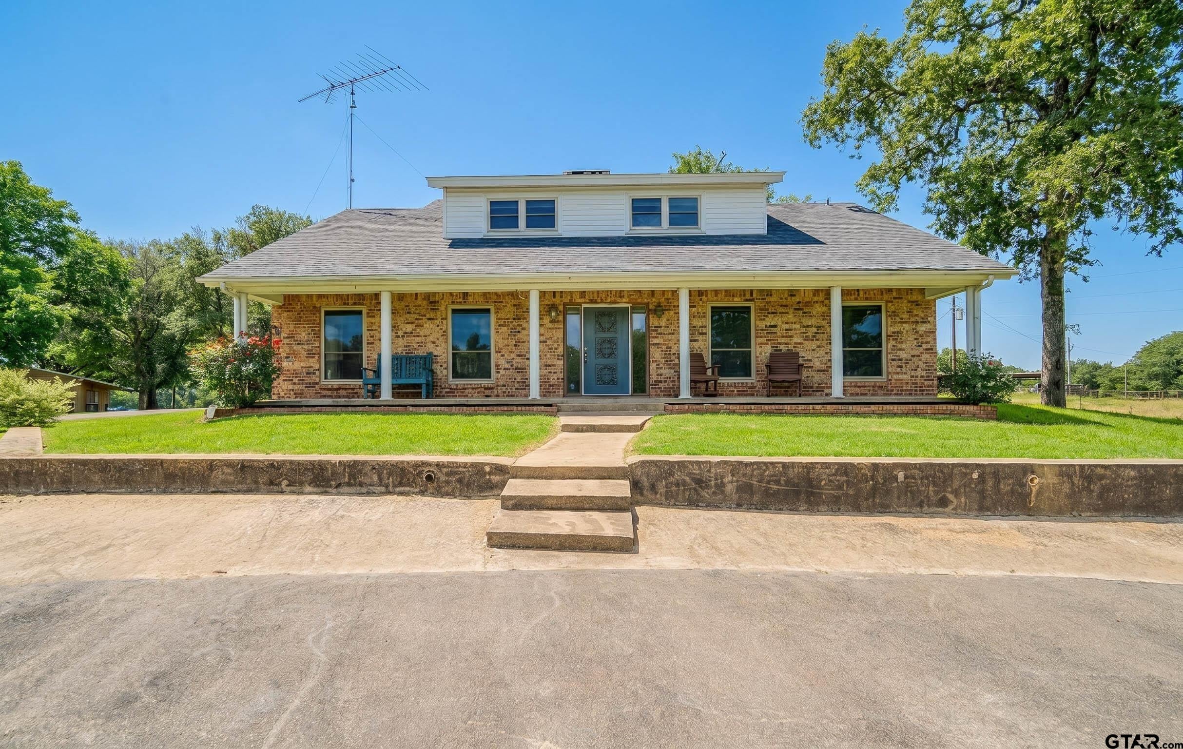 8001 FM 1448 — photo