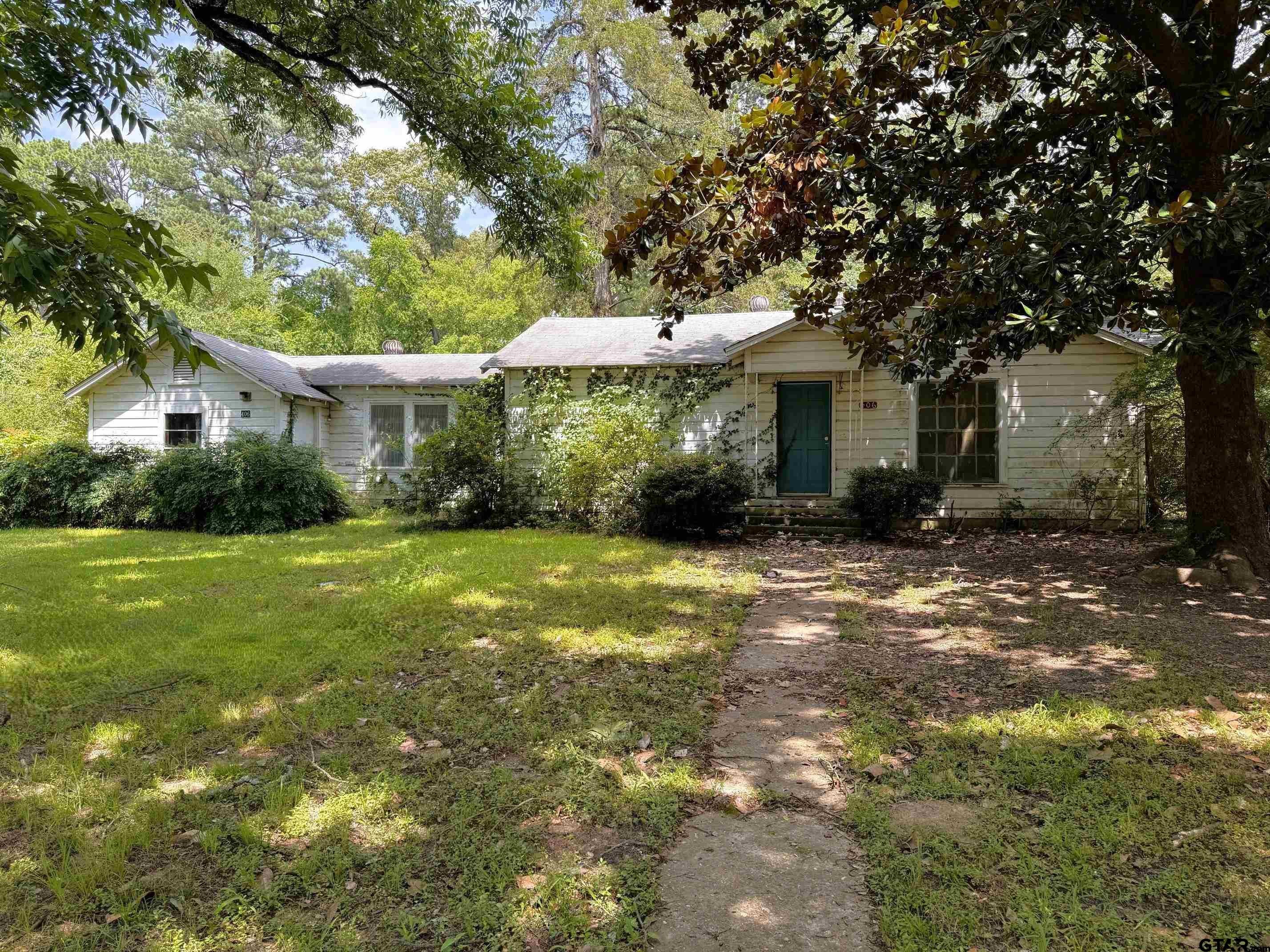 406 Pace Ave. — photo