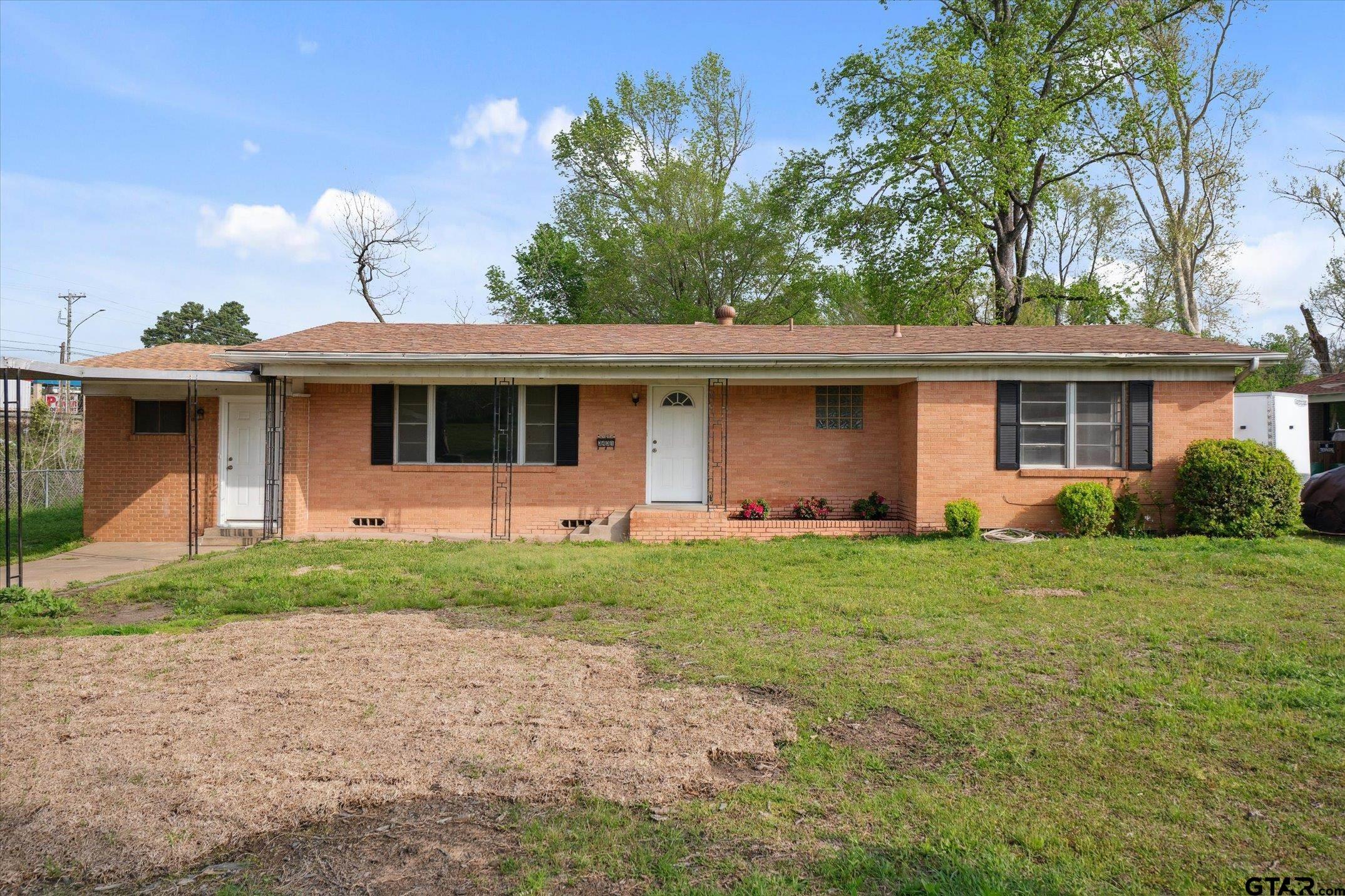 3431 Baldwin Dr — photo