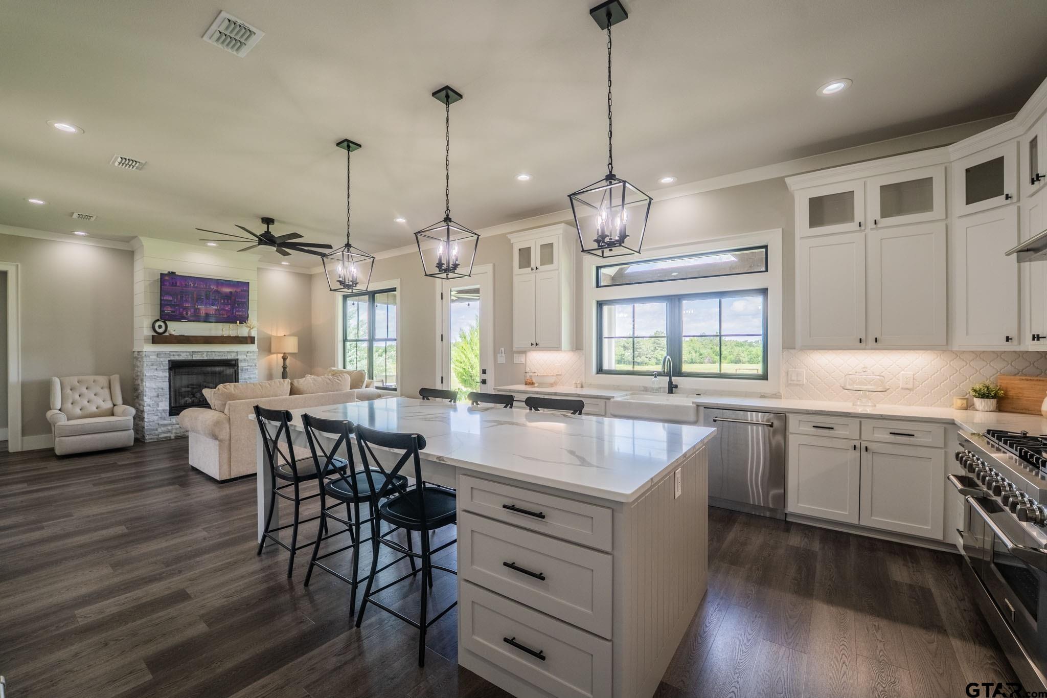 2865 County Road 2310 — photo