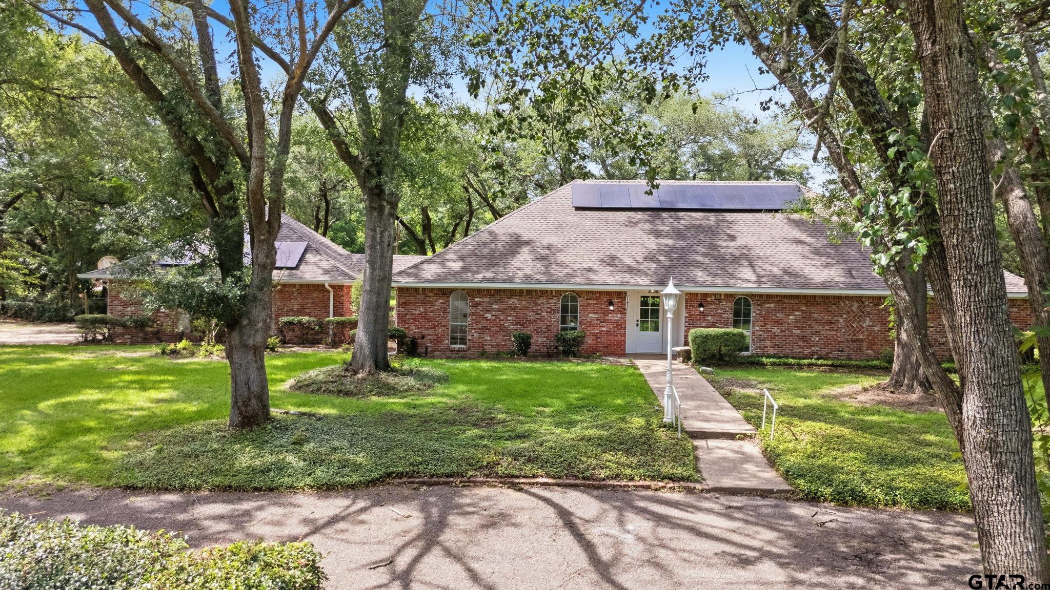 1004 Jeff Davis — photo