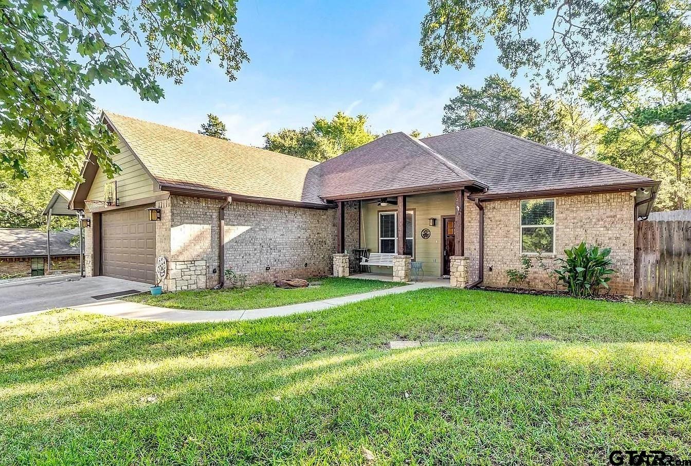 16165 Chris Ln — photo