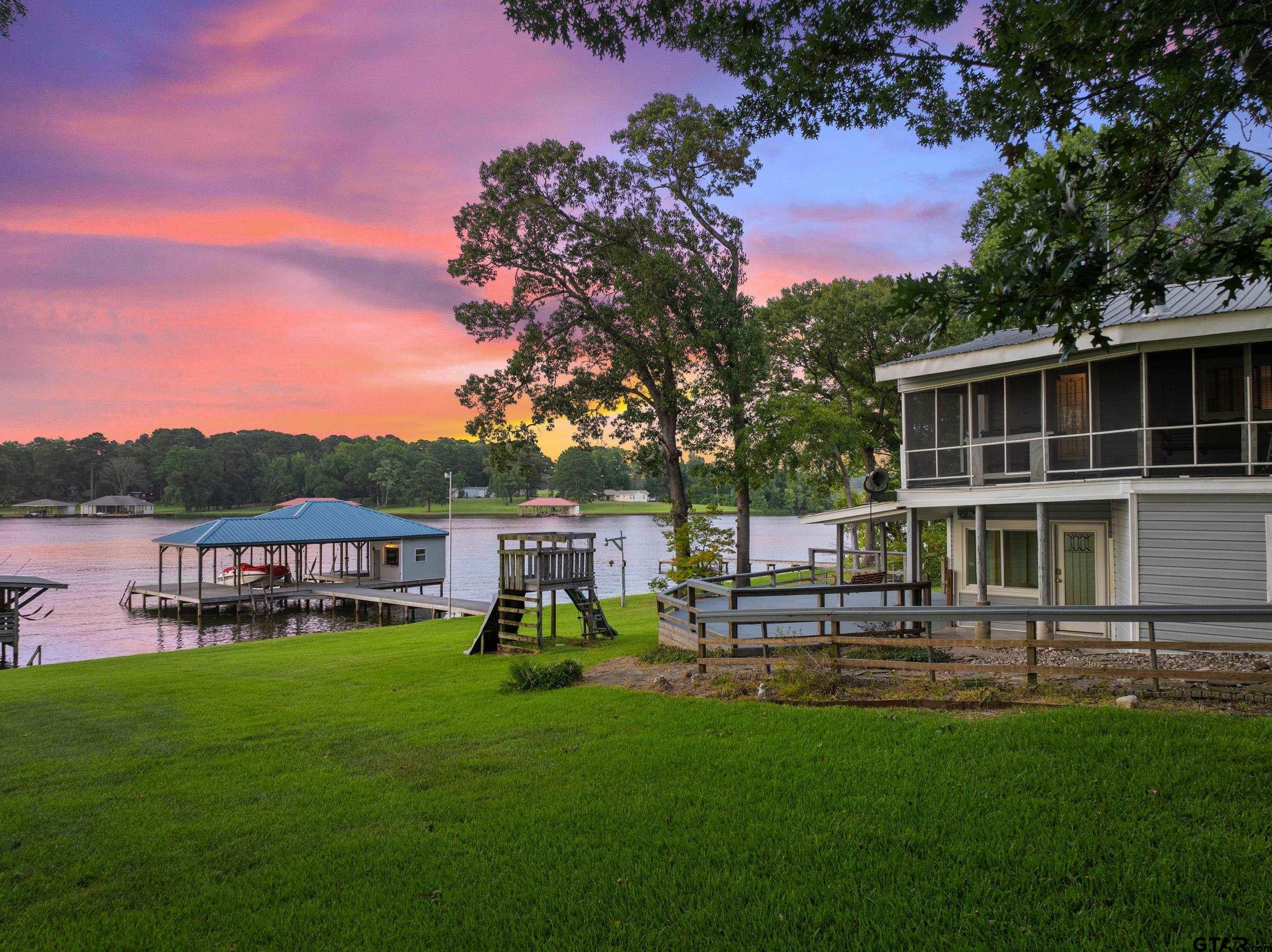 15476 Lakeside Dr. — photo