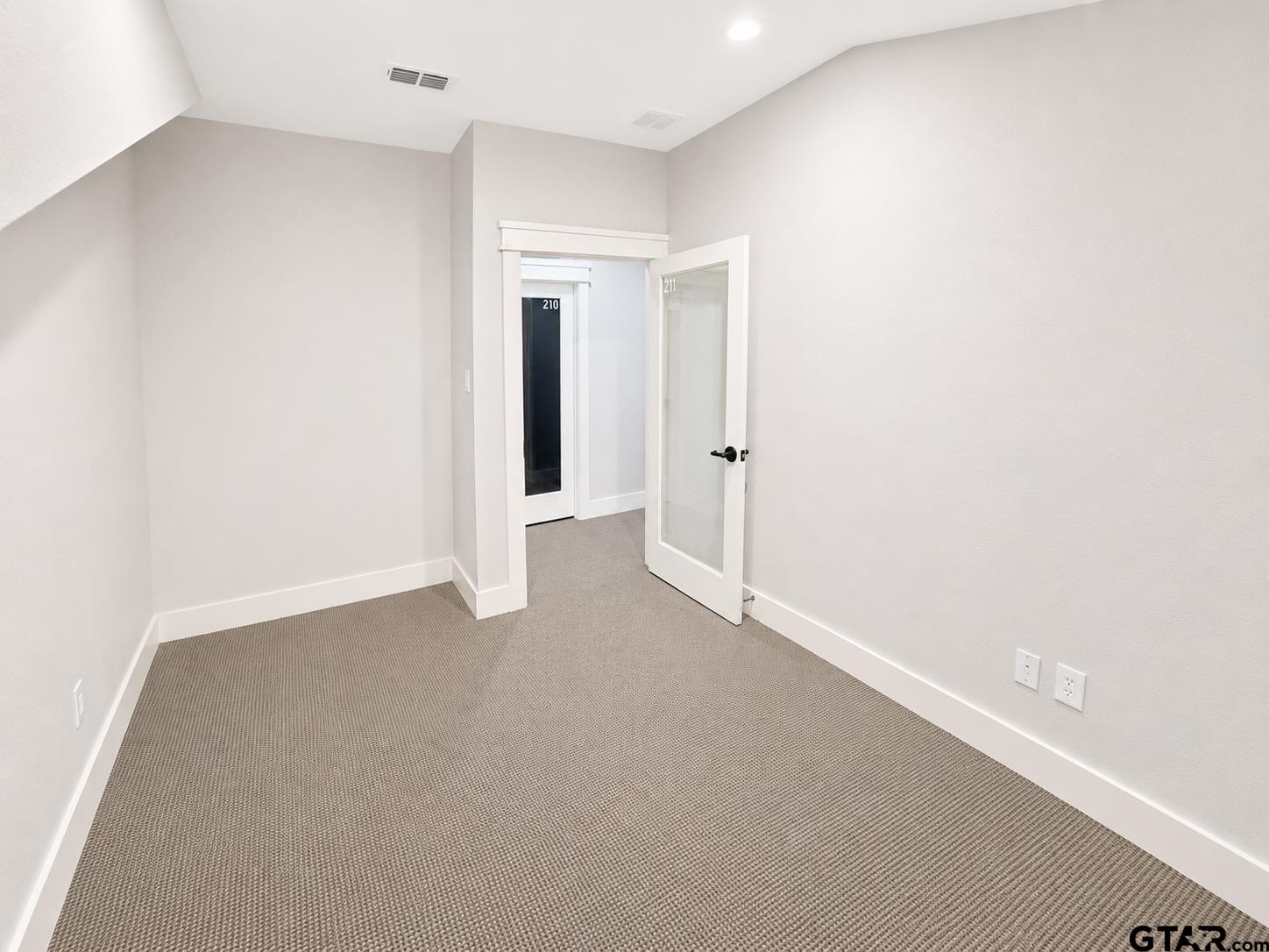 16735-211 Gresham Circle, Flint, TX 75762 — photo 2