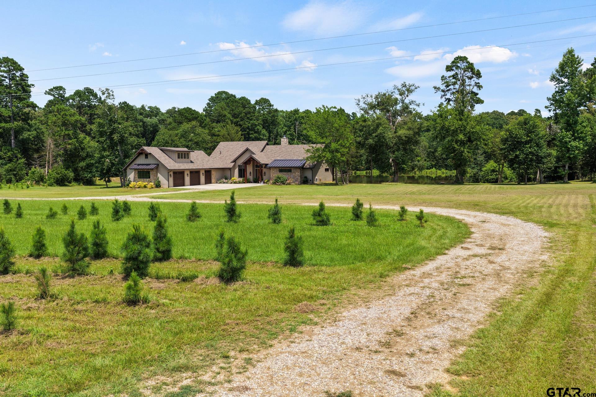 12522 FM 556 — photo
