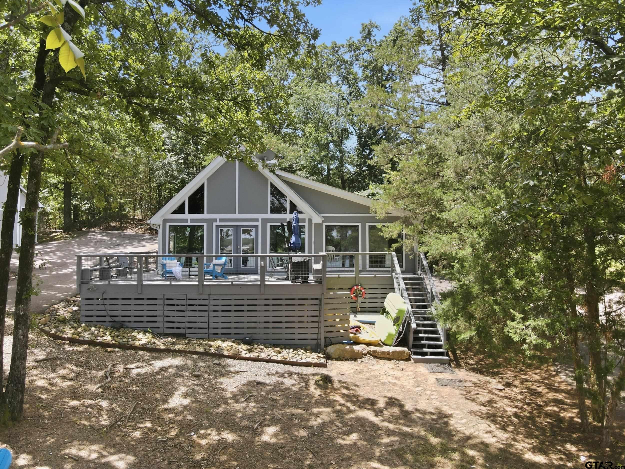 108 E Barker Creek Dr — photo
