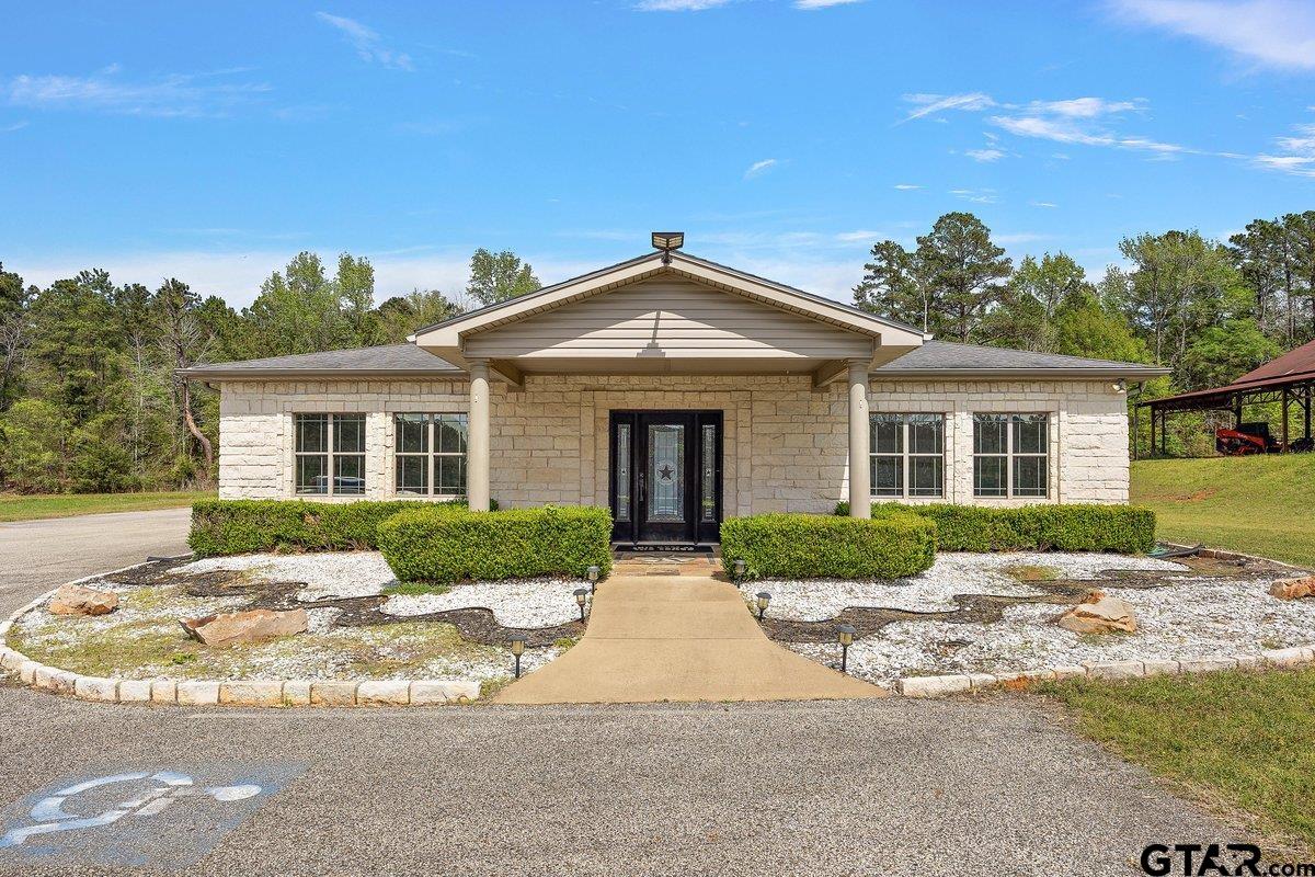 12977 US 84 W — photo