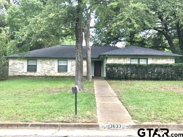 3833 Wakefield — photo