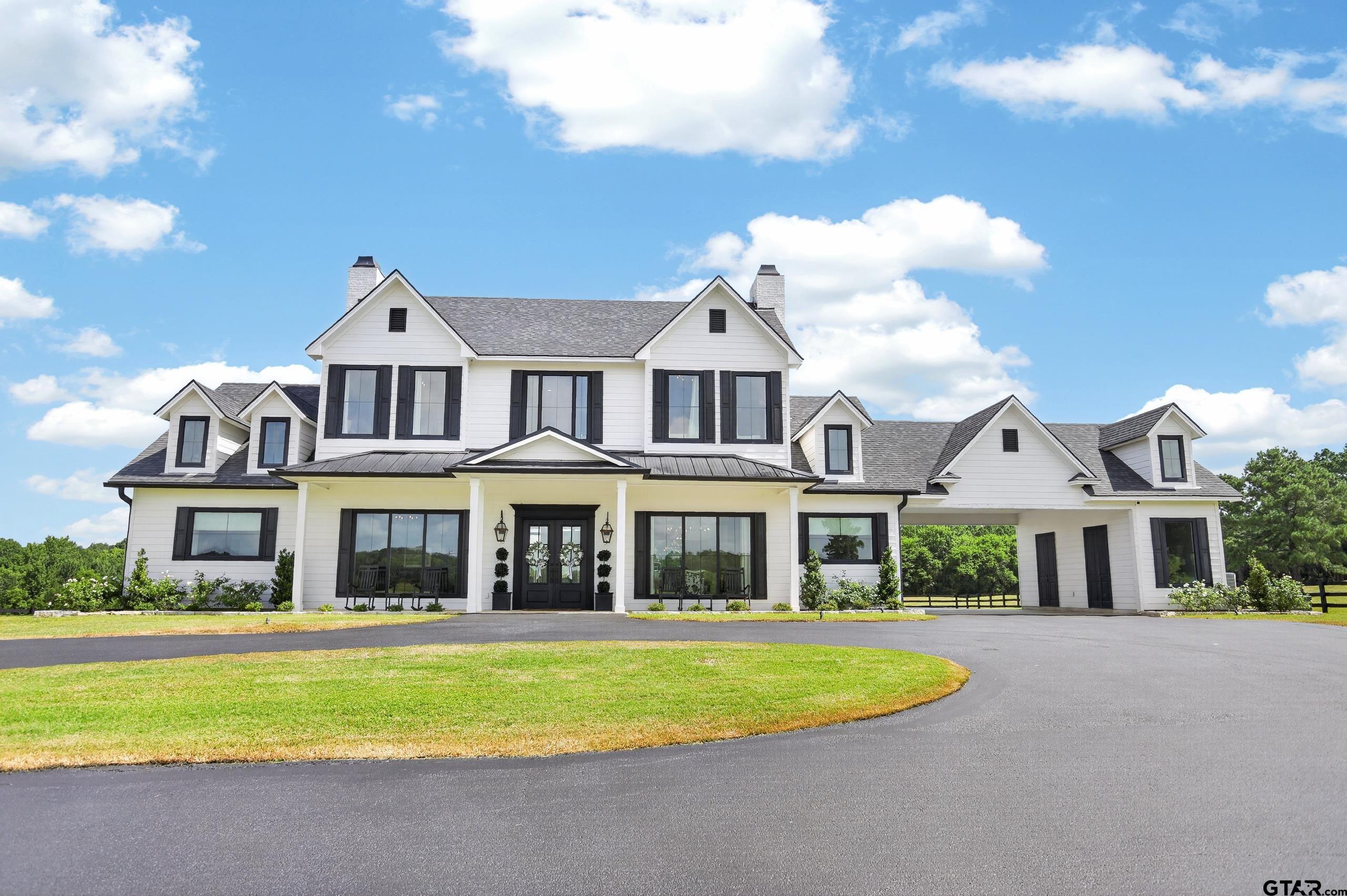 3168 FM 2076 — photo