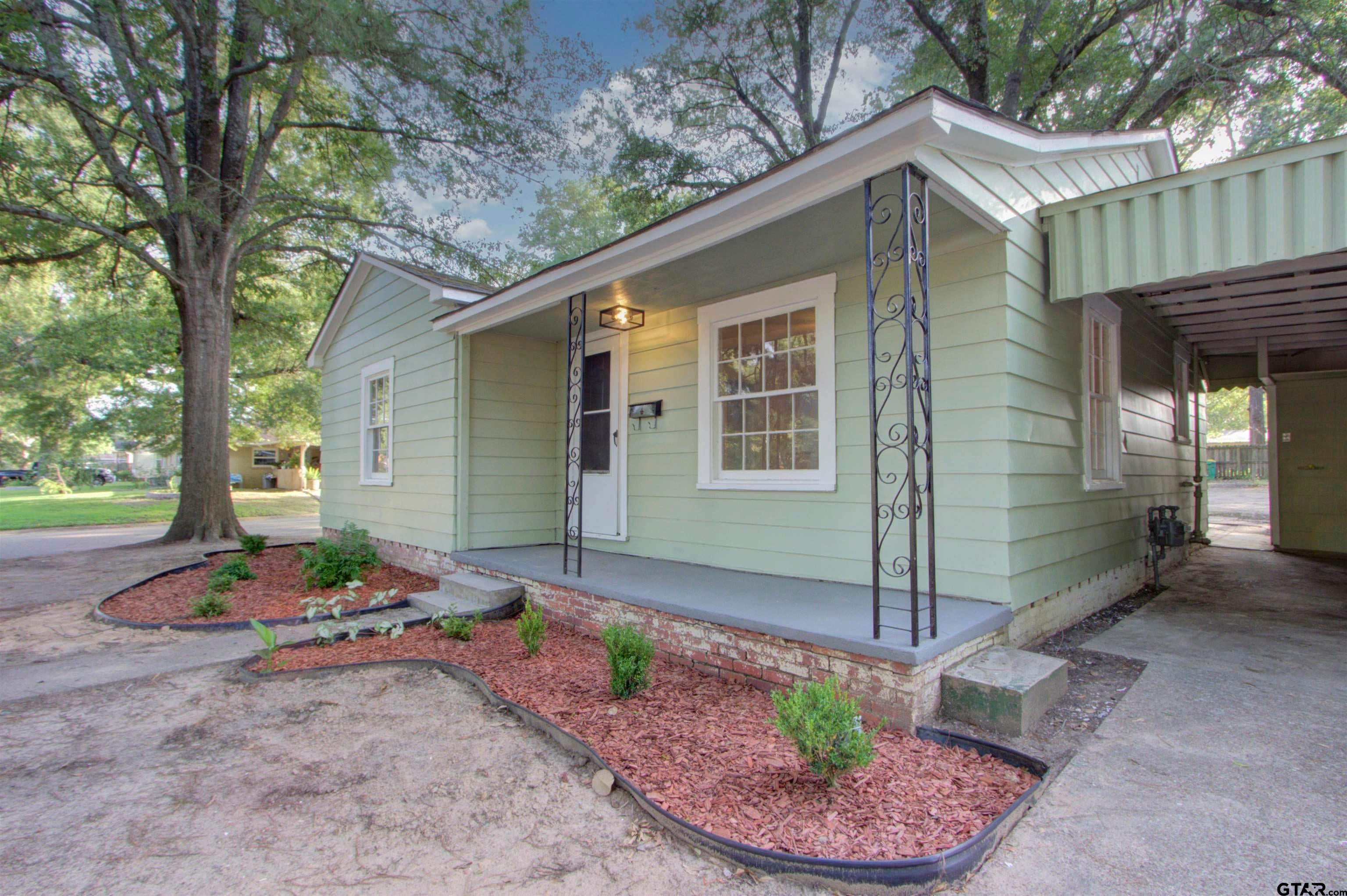 4101 Elizabeth — photo