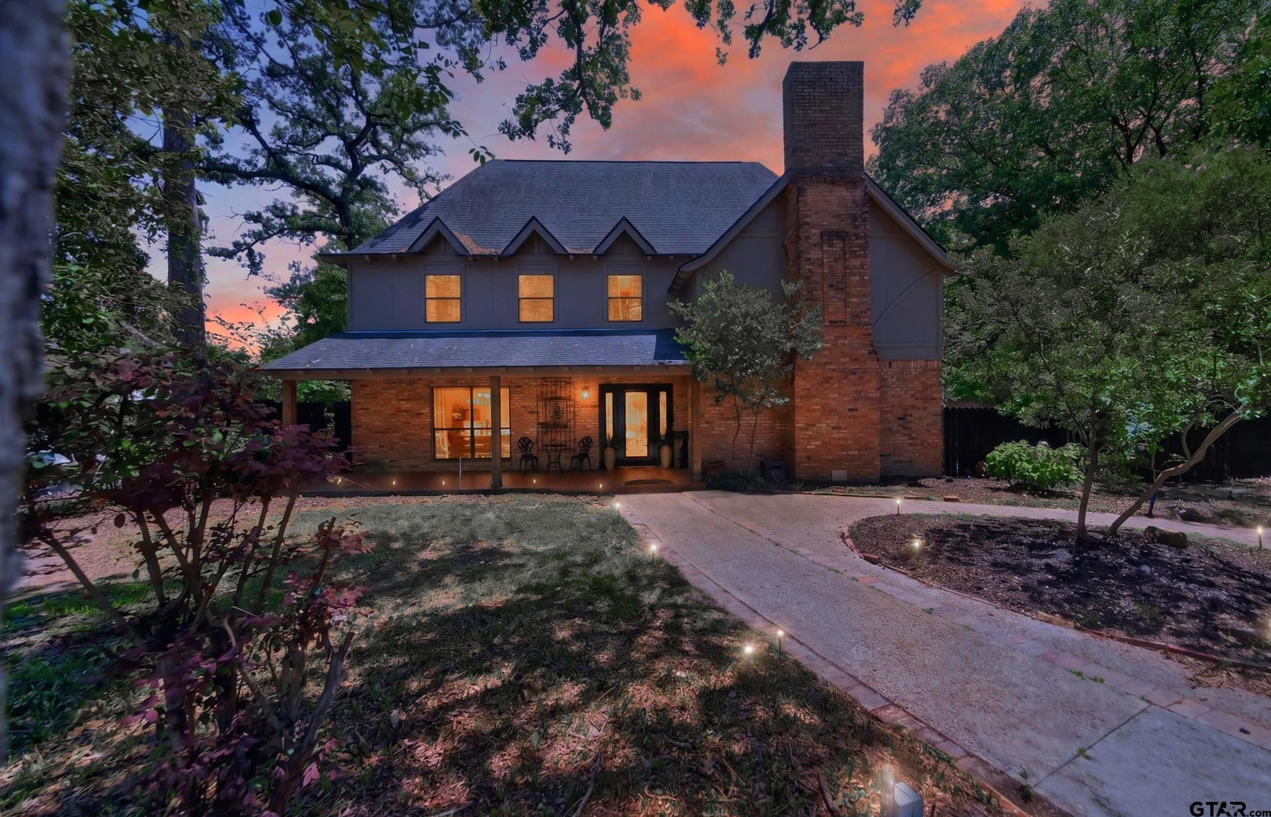 725 Purdue Dr — photo