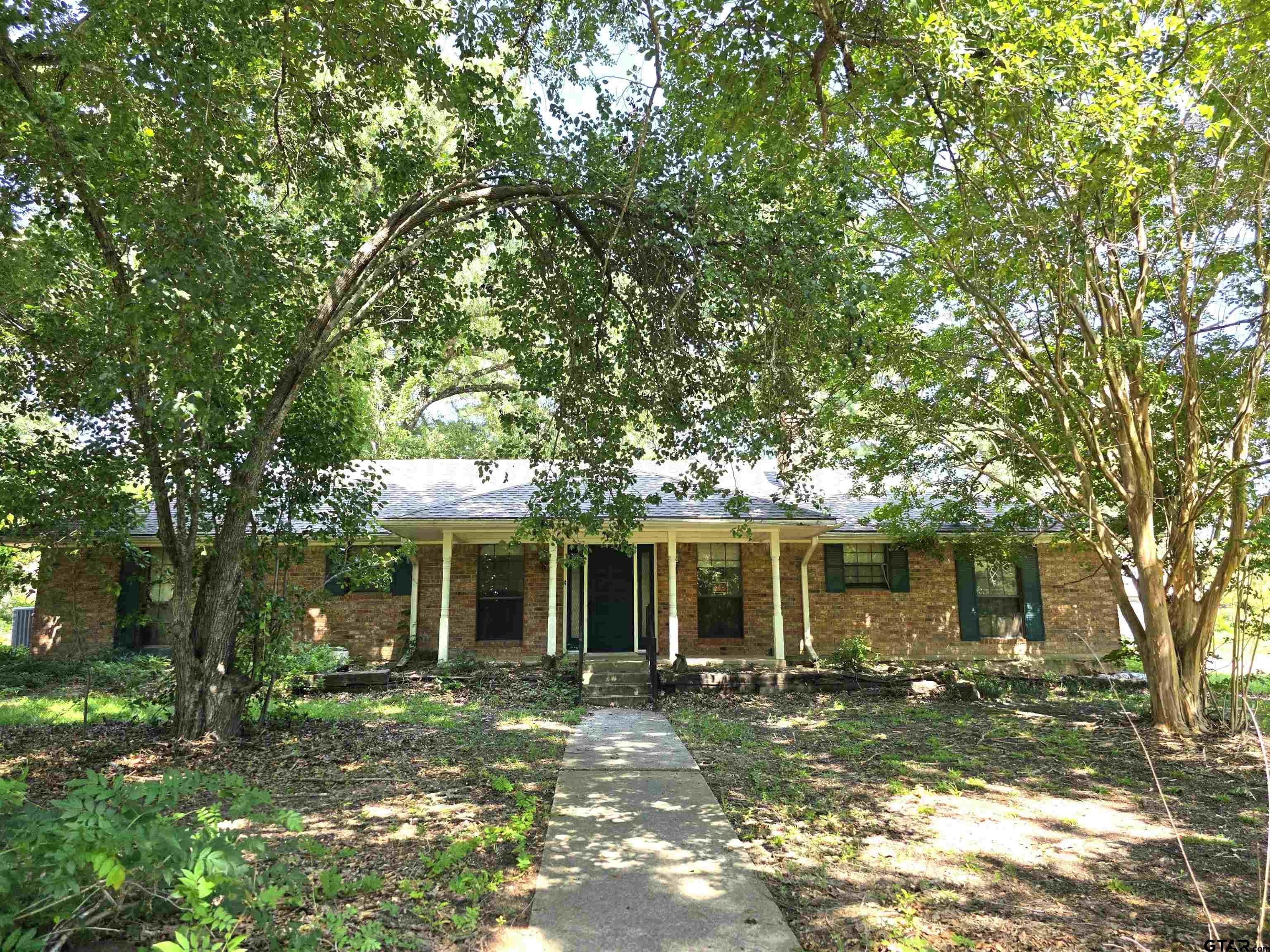 4221 Pine Wood Trail — photo