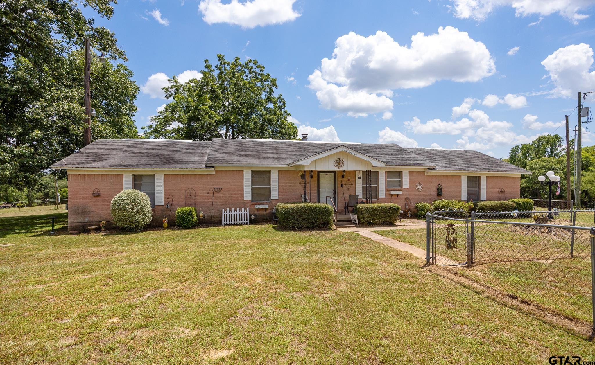 10198 CR 2167 (Jim Russell Rd) — photo