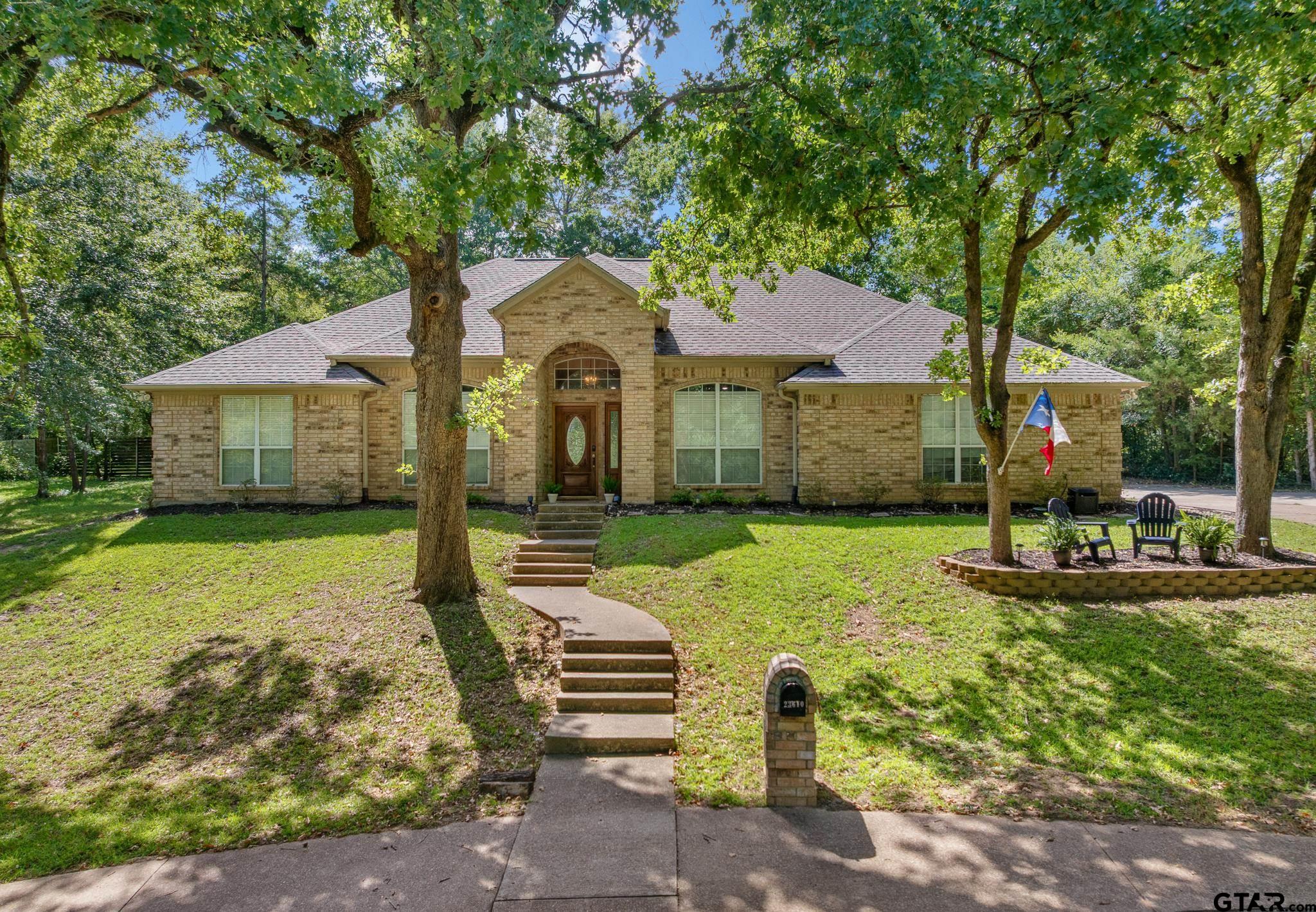 23610 Greenway Dr — photo