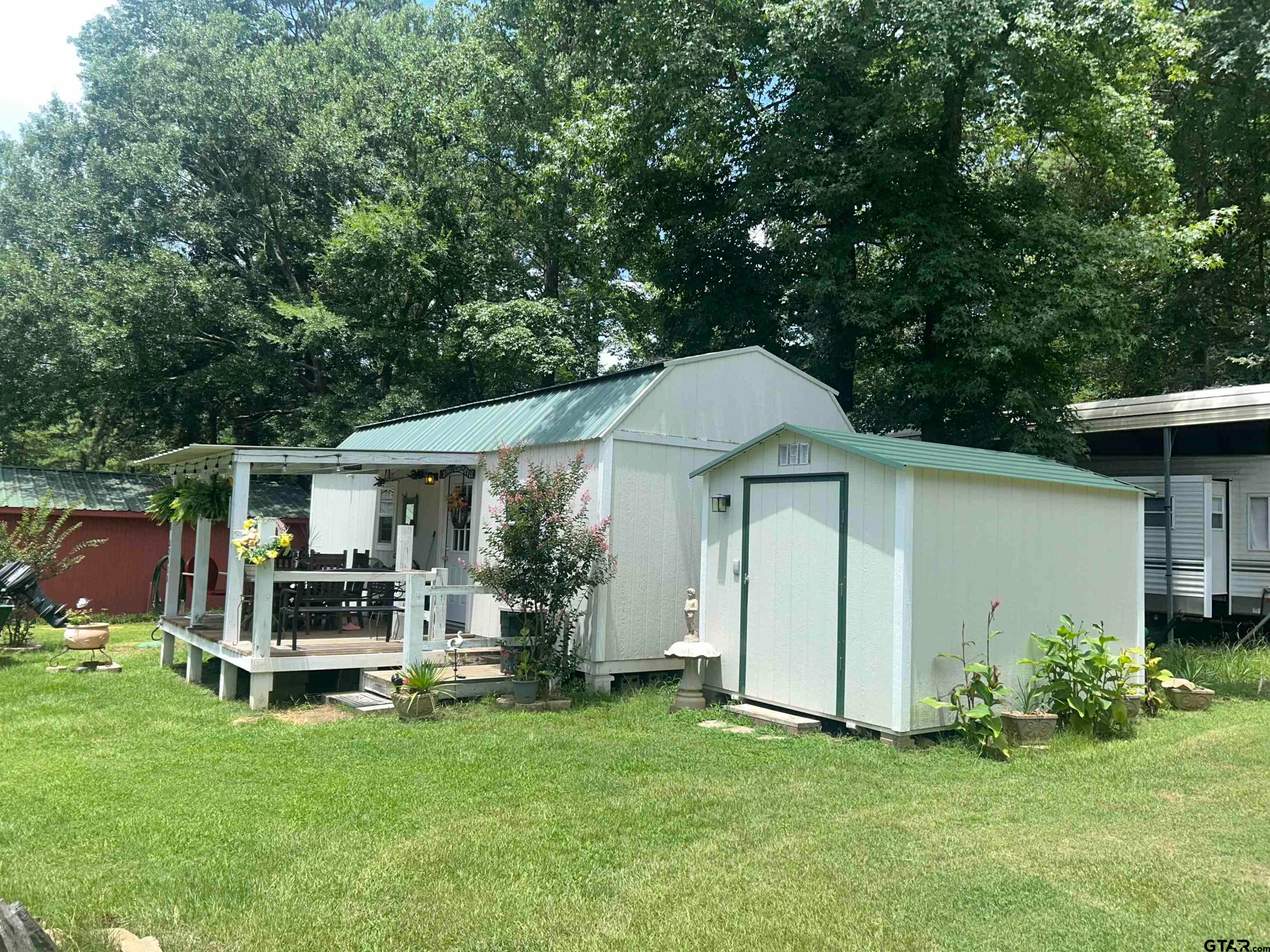 61 Pr 52436 — photo