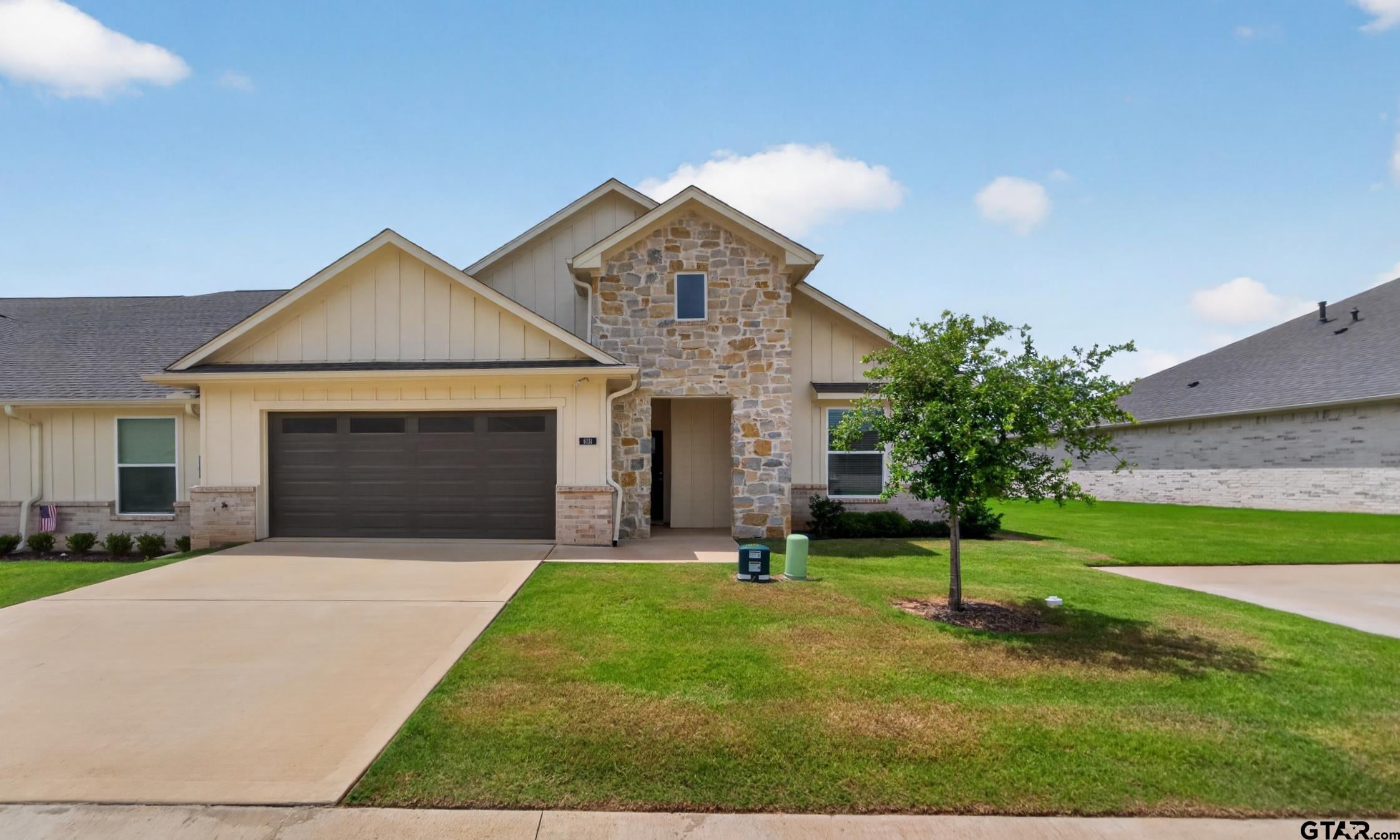 6151 Hamilton Meadows Way — photo