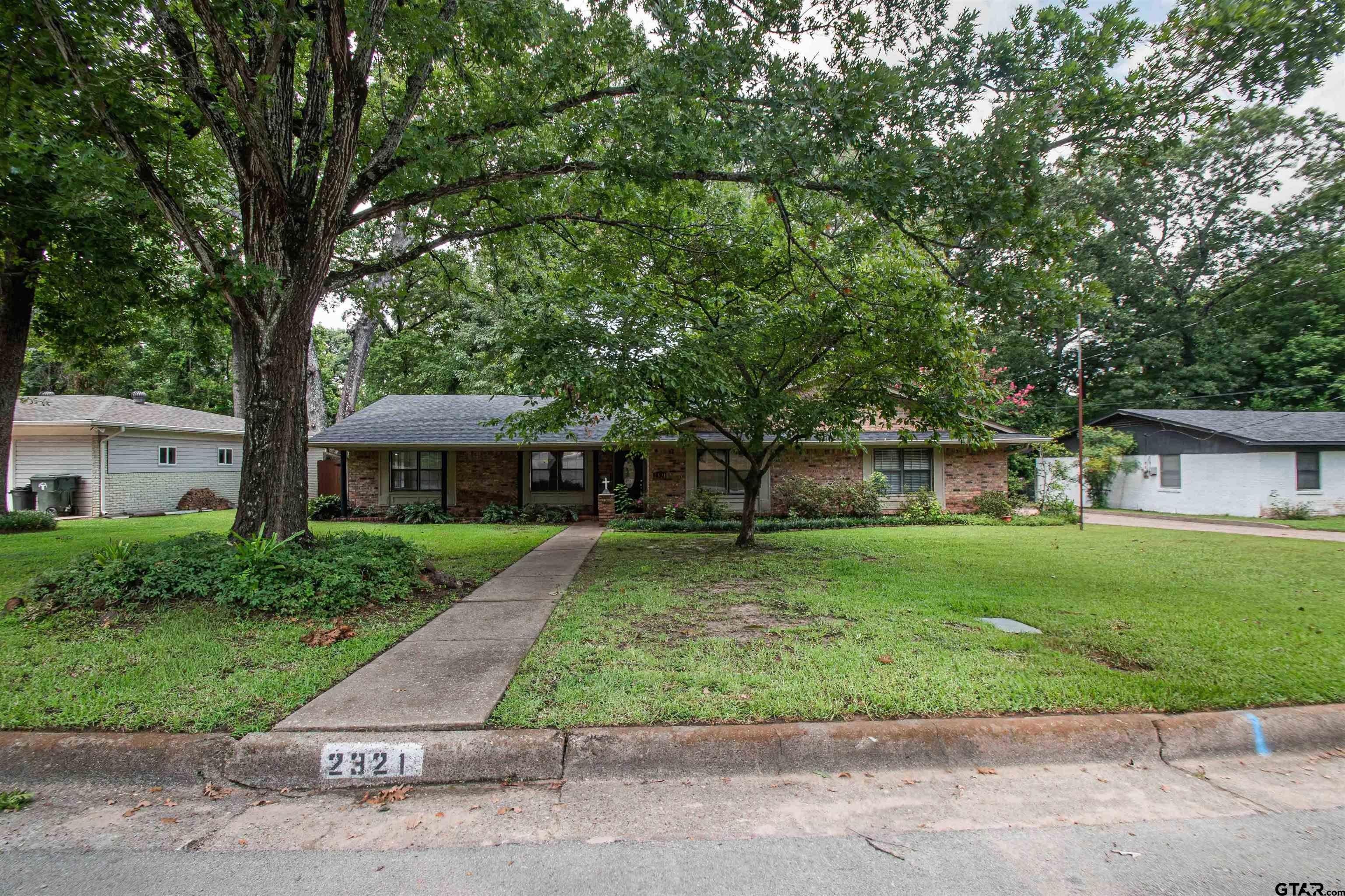 2321 Brookhaven Dr — photo