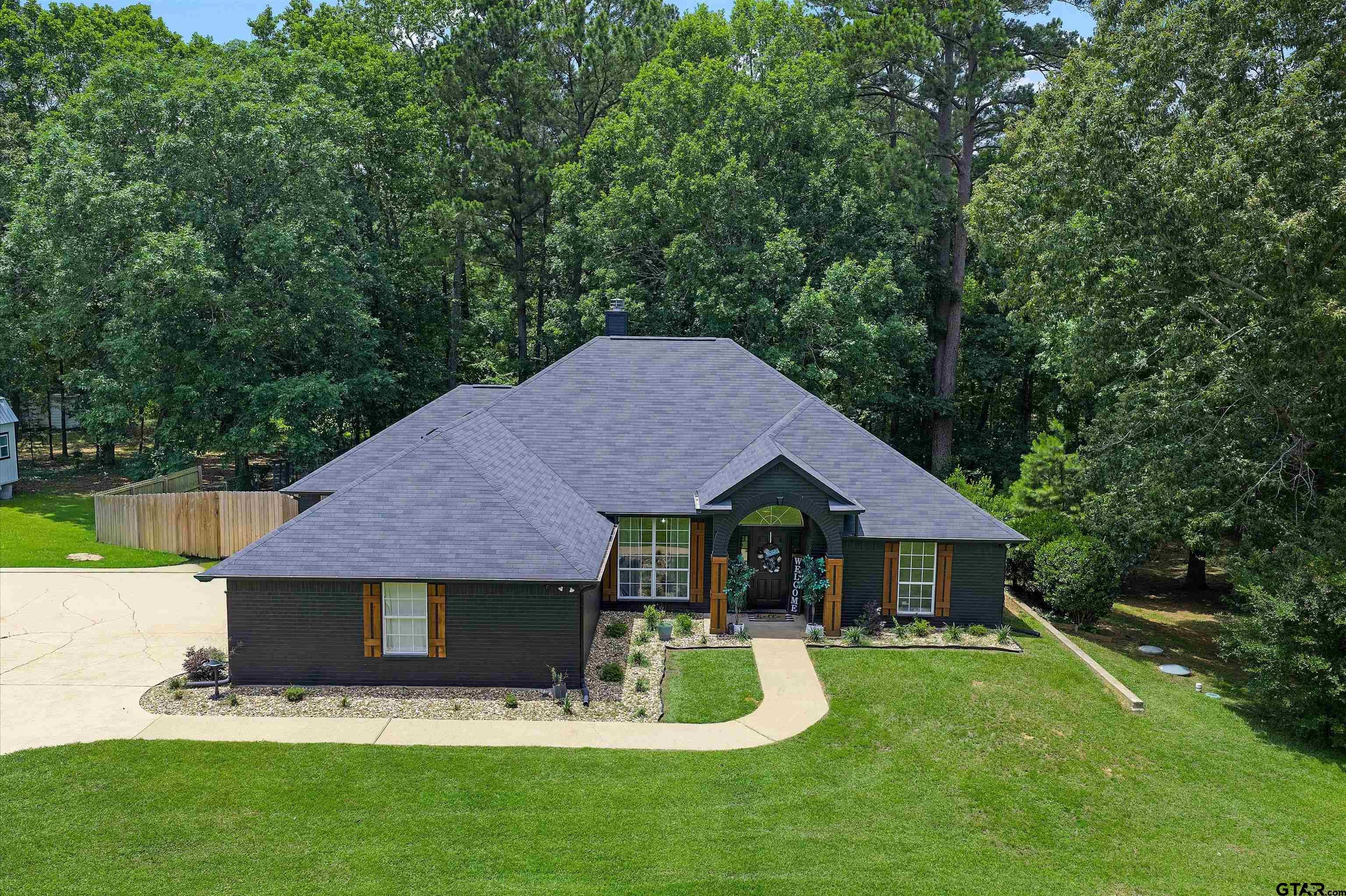 184 Greenwood Ranch Dr — photo