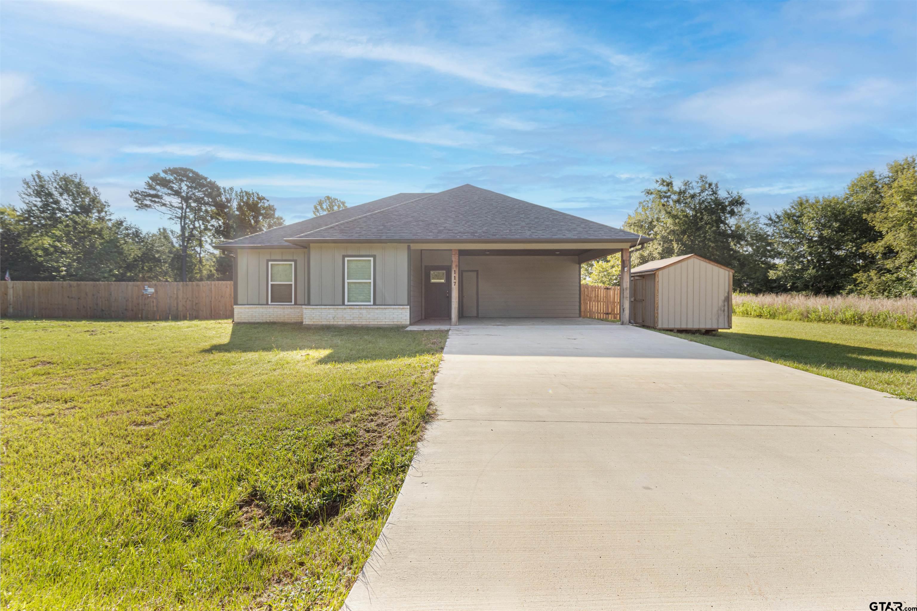 117 Magnolia Dr. — photo