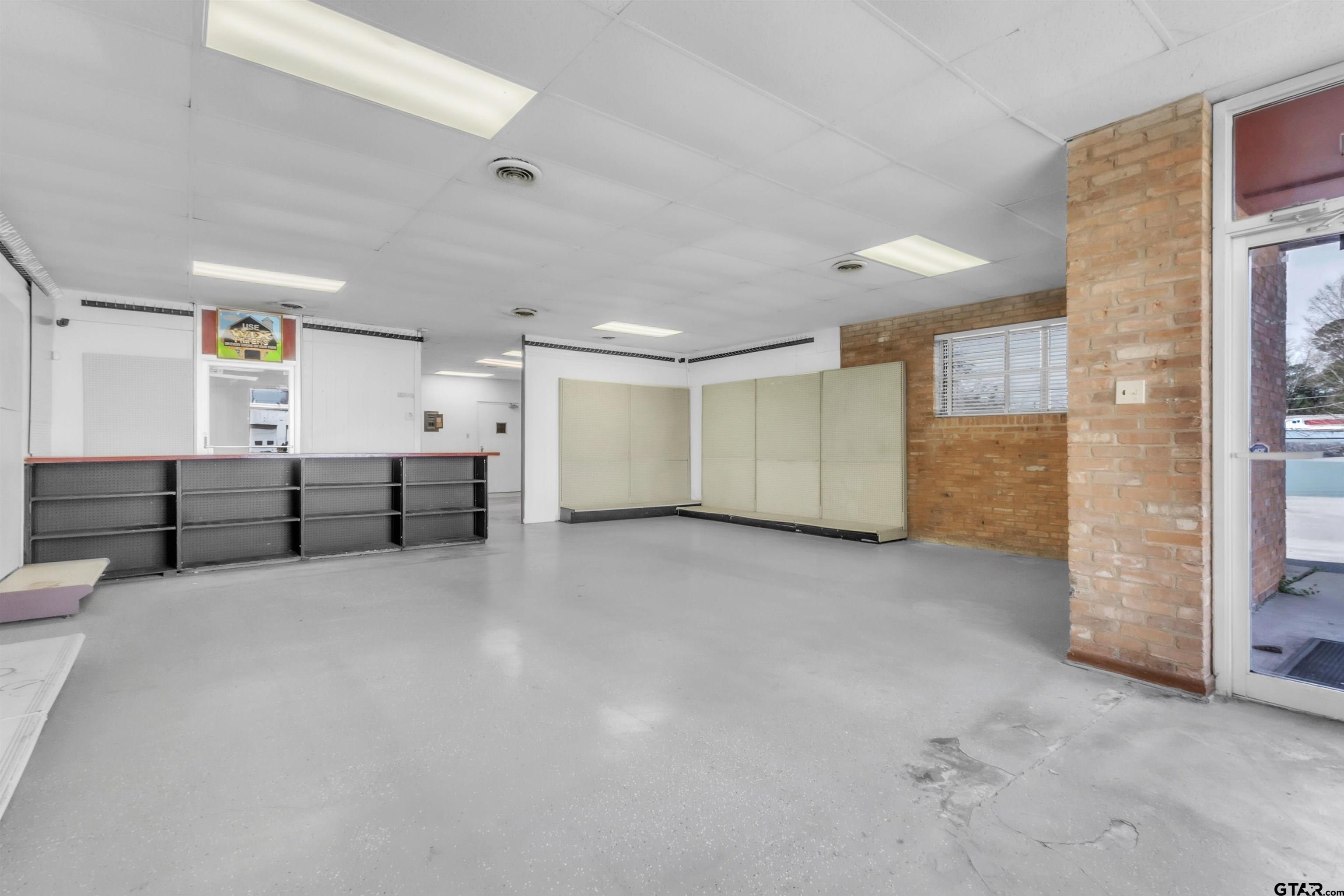 145 E Texas Avenue, Waskom, TX 75692 — photo 3